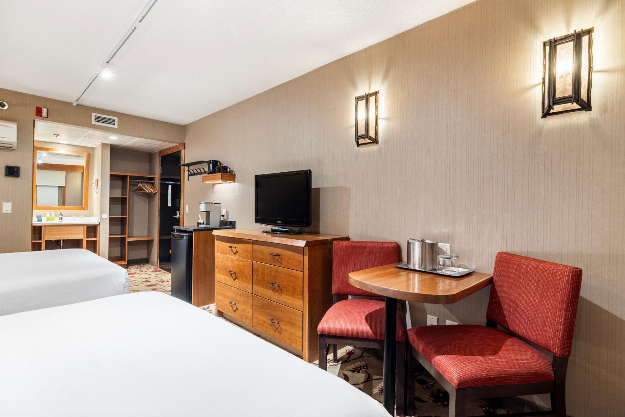 Standard Two Queen Room