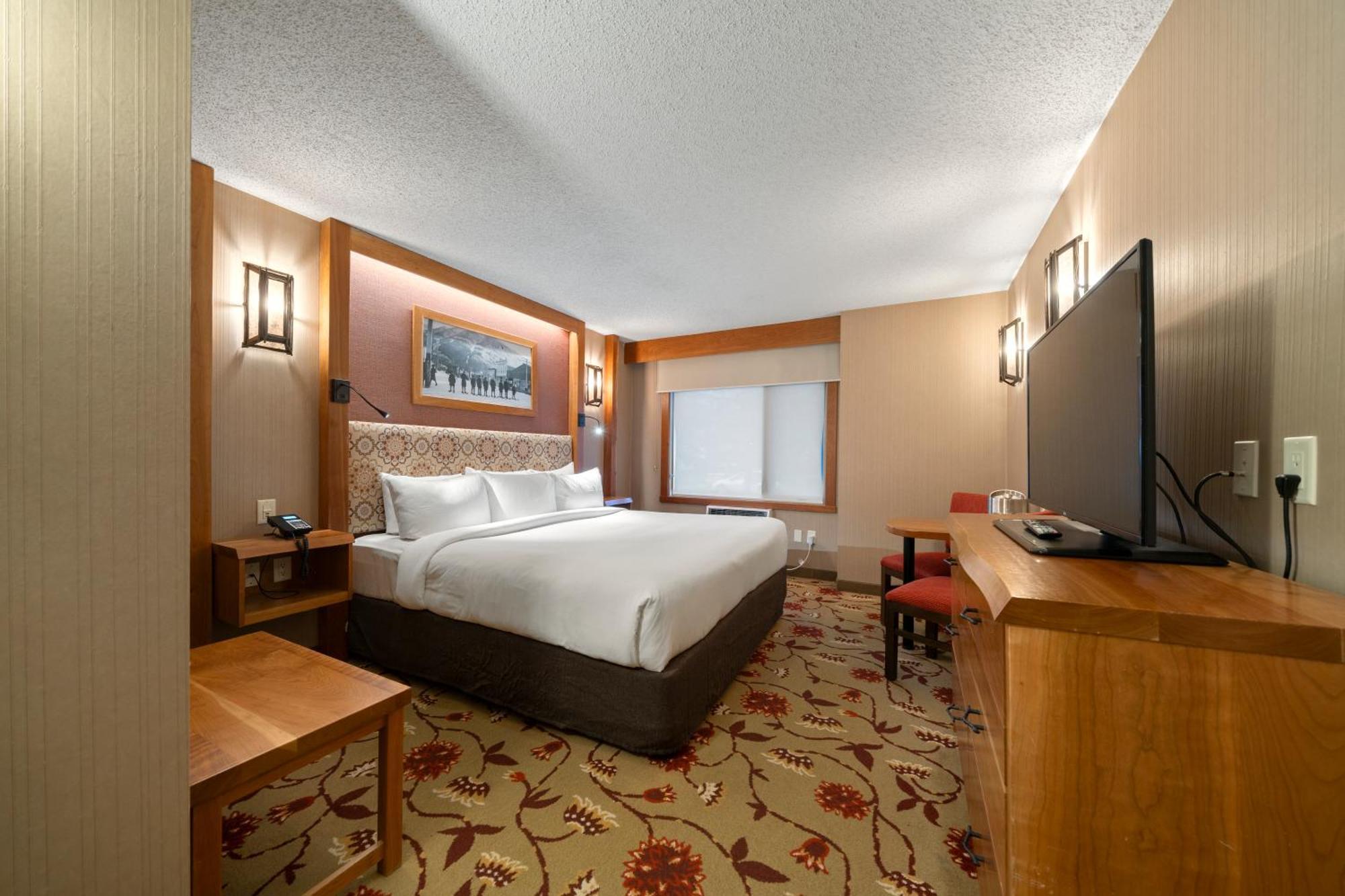Superior King Room