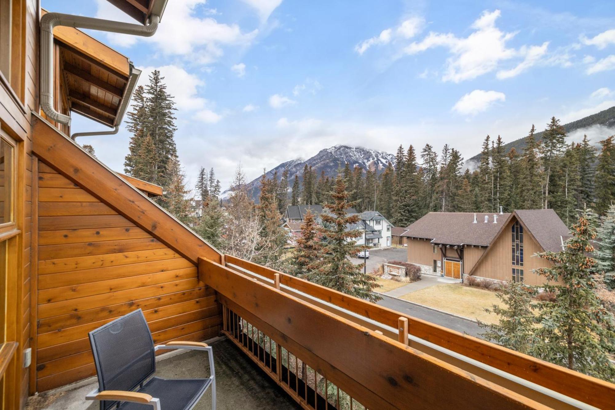 Premium King Loft Suite