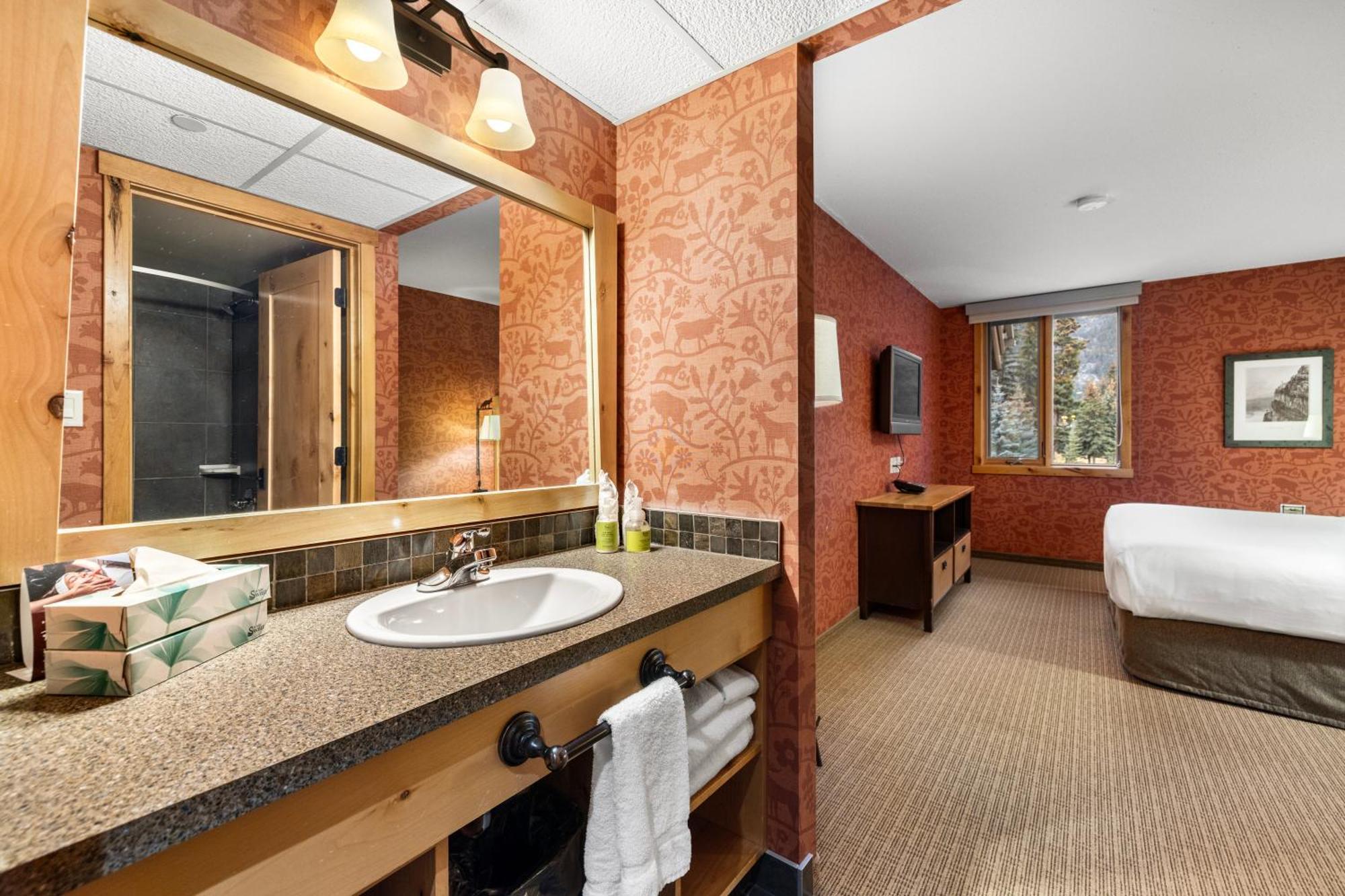 One-Bedroom Suite King Bed