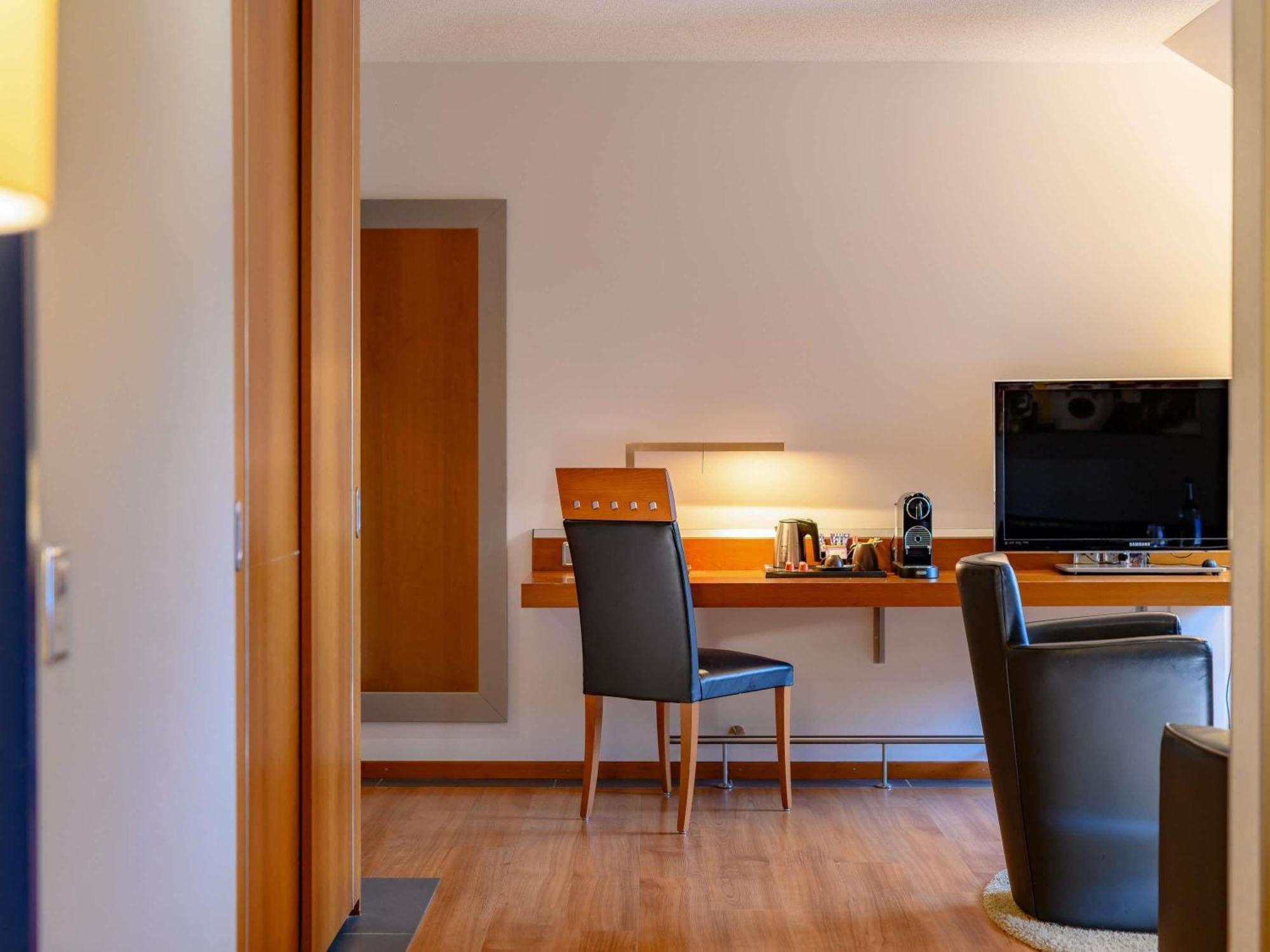 Premium King Room 200x200