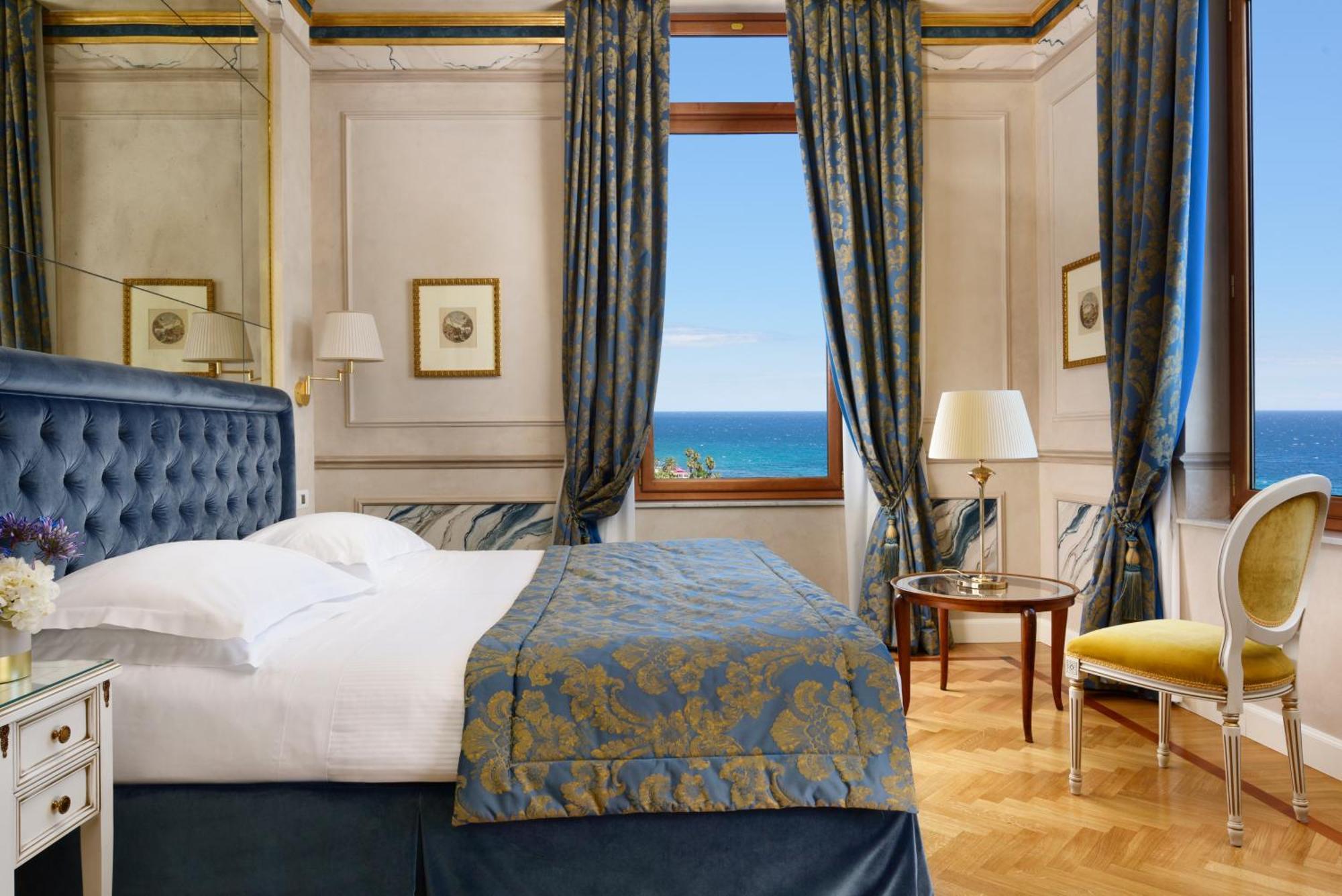 Junior Suite with Sea View