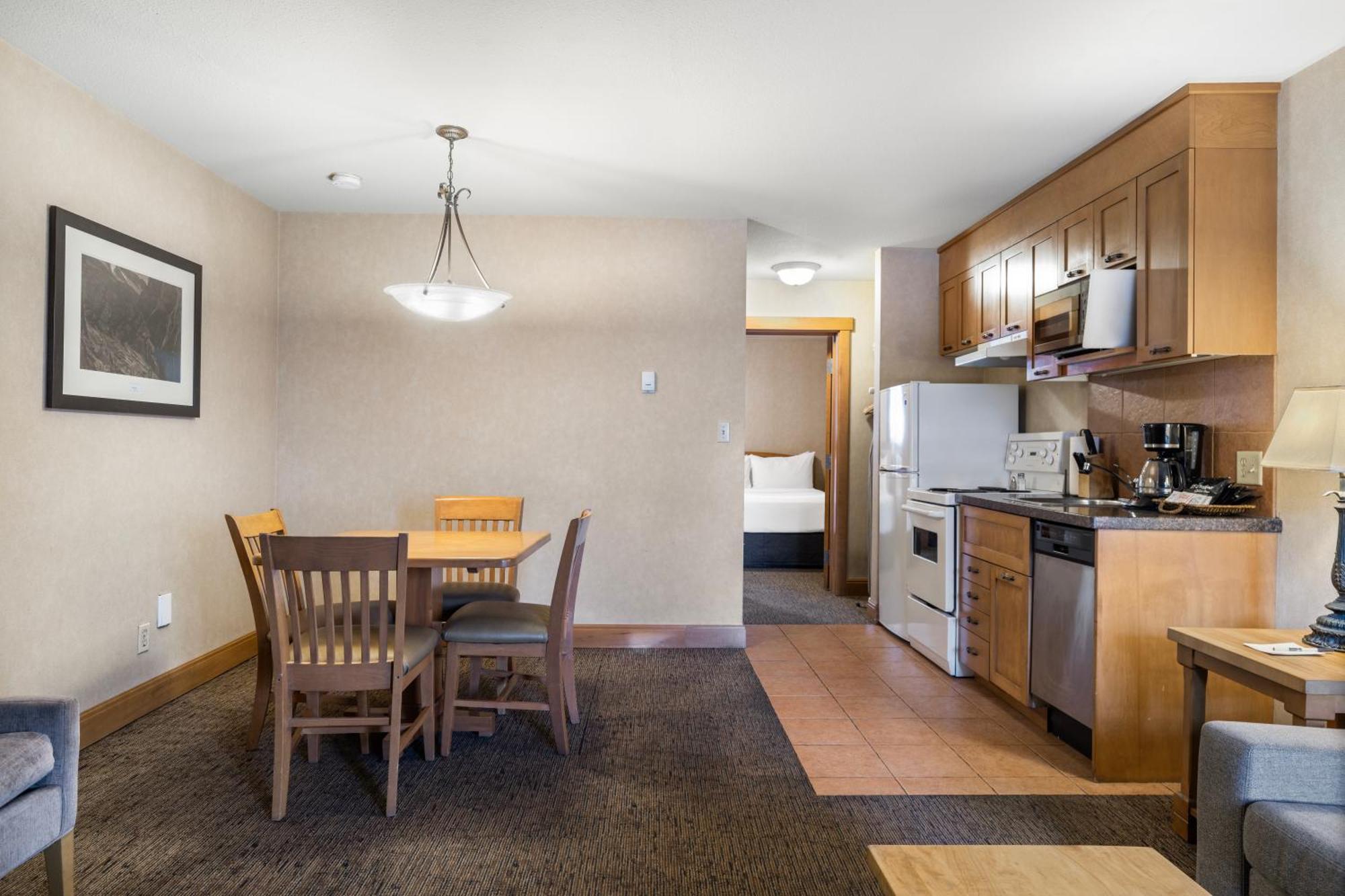 Deluxe One-Bedroom Apartment 2 Queens