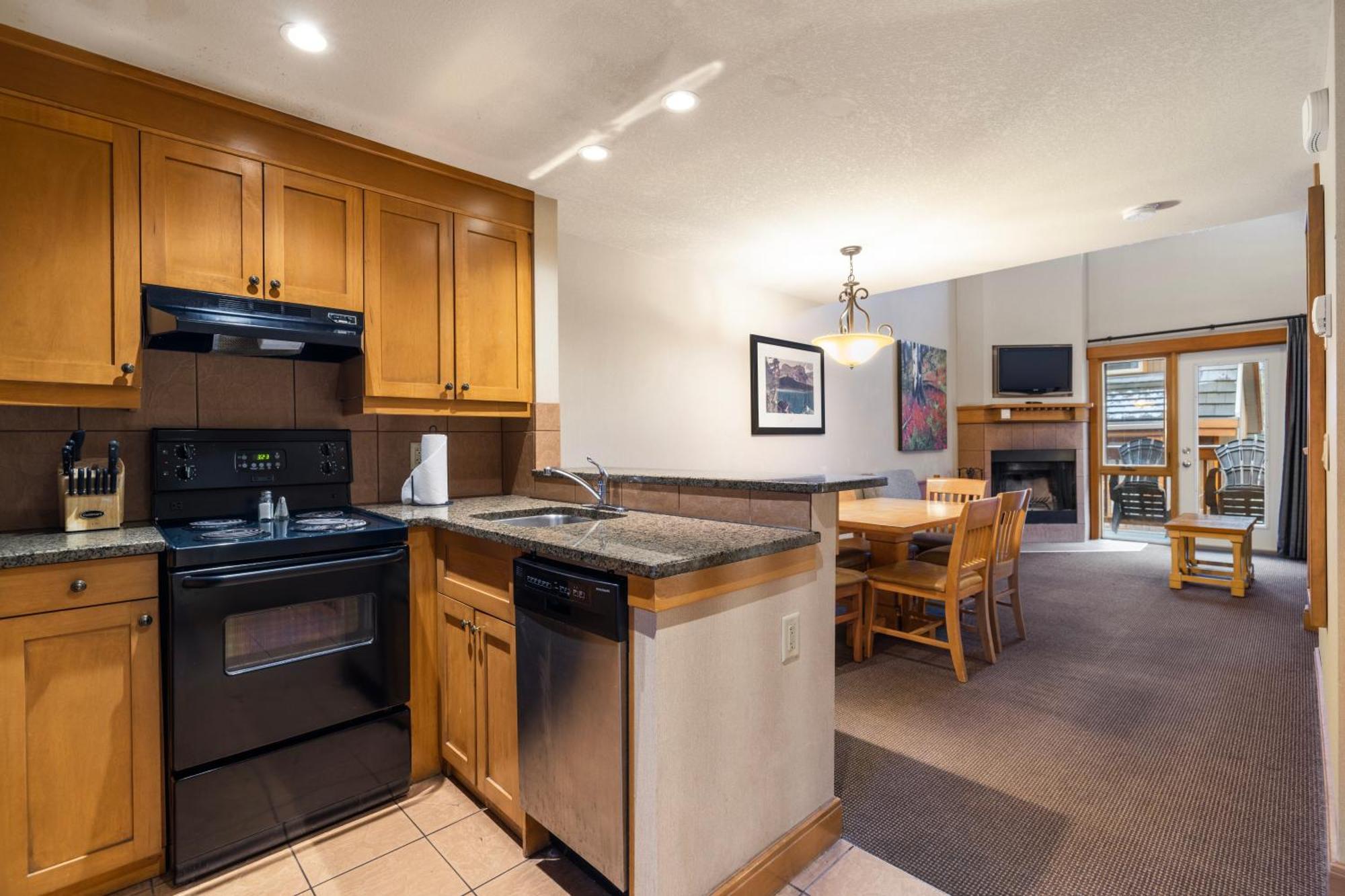 Premier Two-Bedroom Apartment Games Room Loft 3 Queens