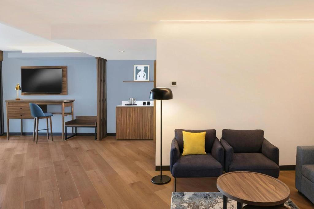 Superior Suite 1 Bedroom Suite 2 Double Sofa bed