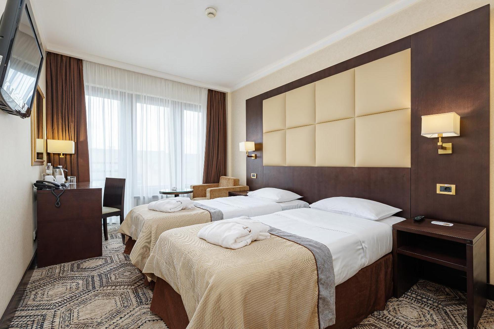 Premier Twin Room