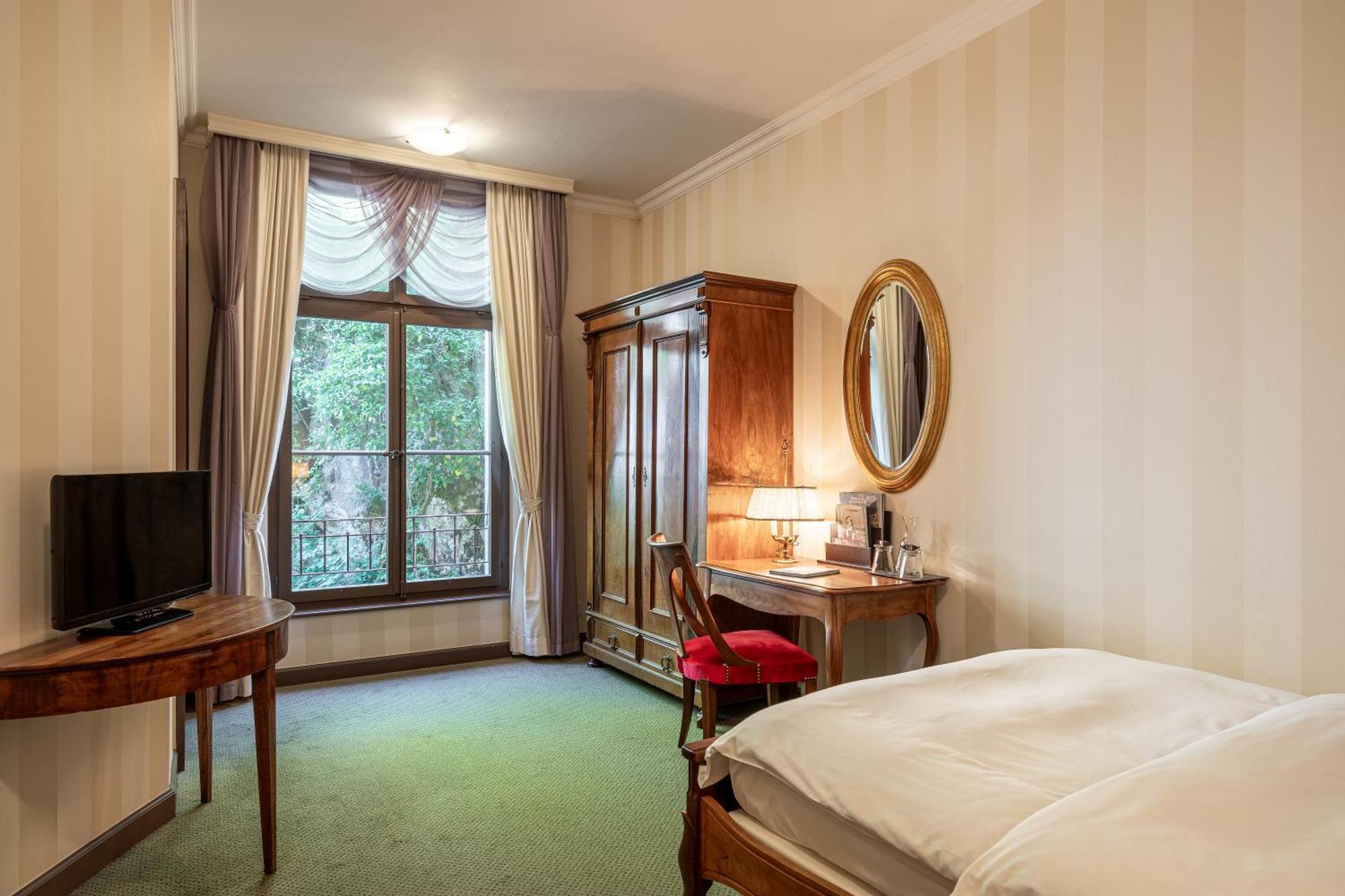 Single room forest view