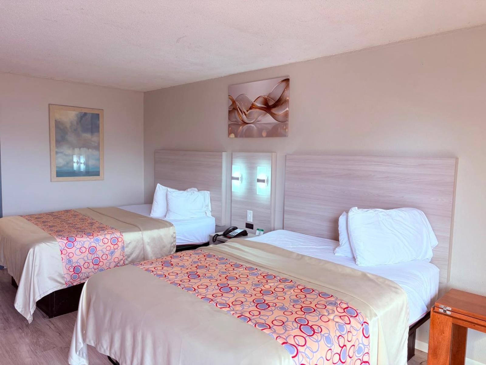 2 Queen Beds Non-Smoking
