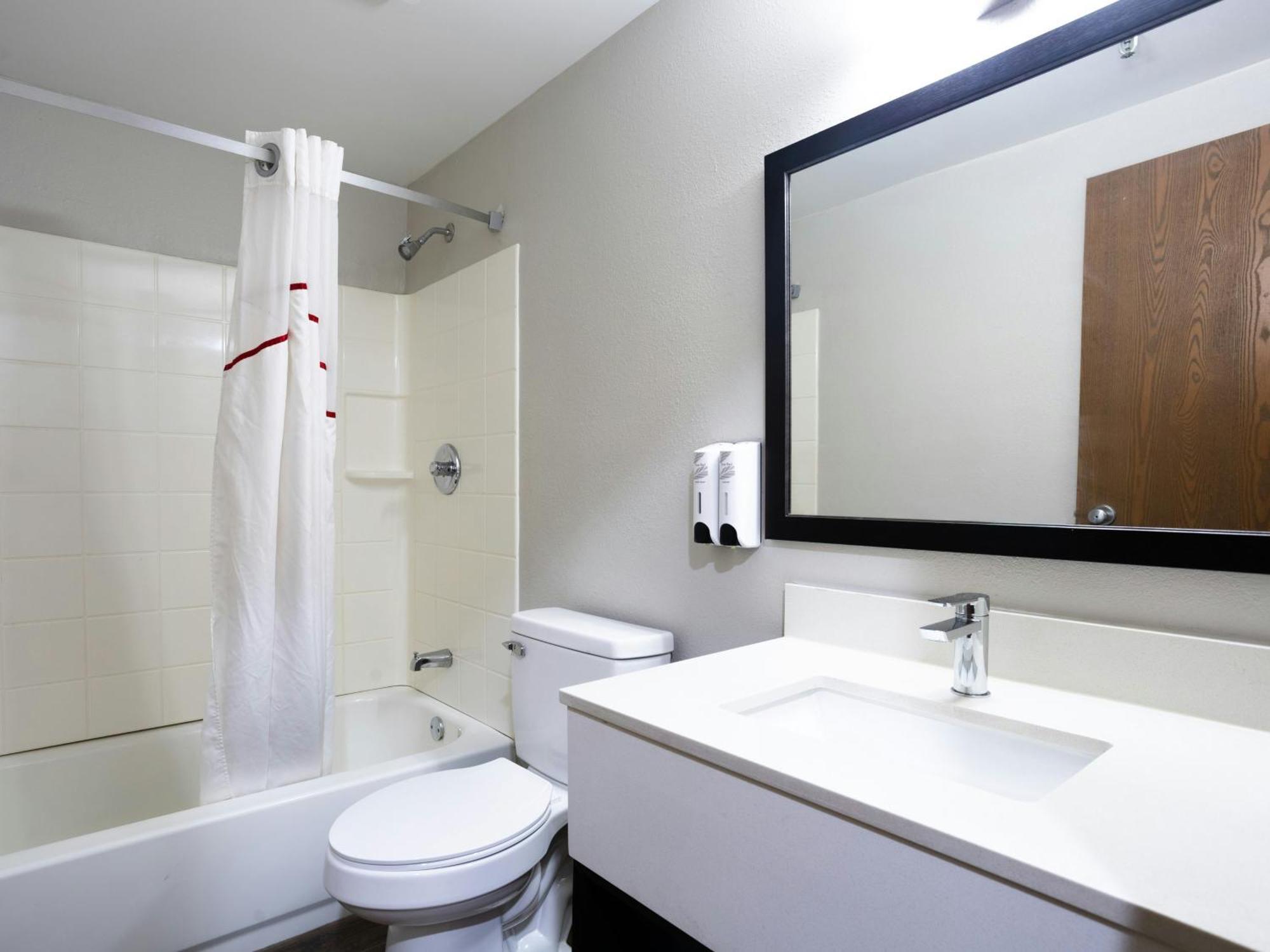 Deluxe Room Two Double Beds Smoke