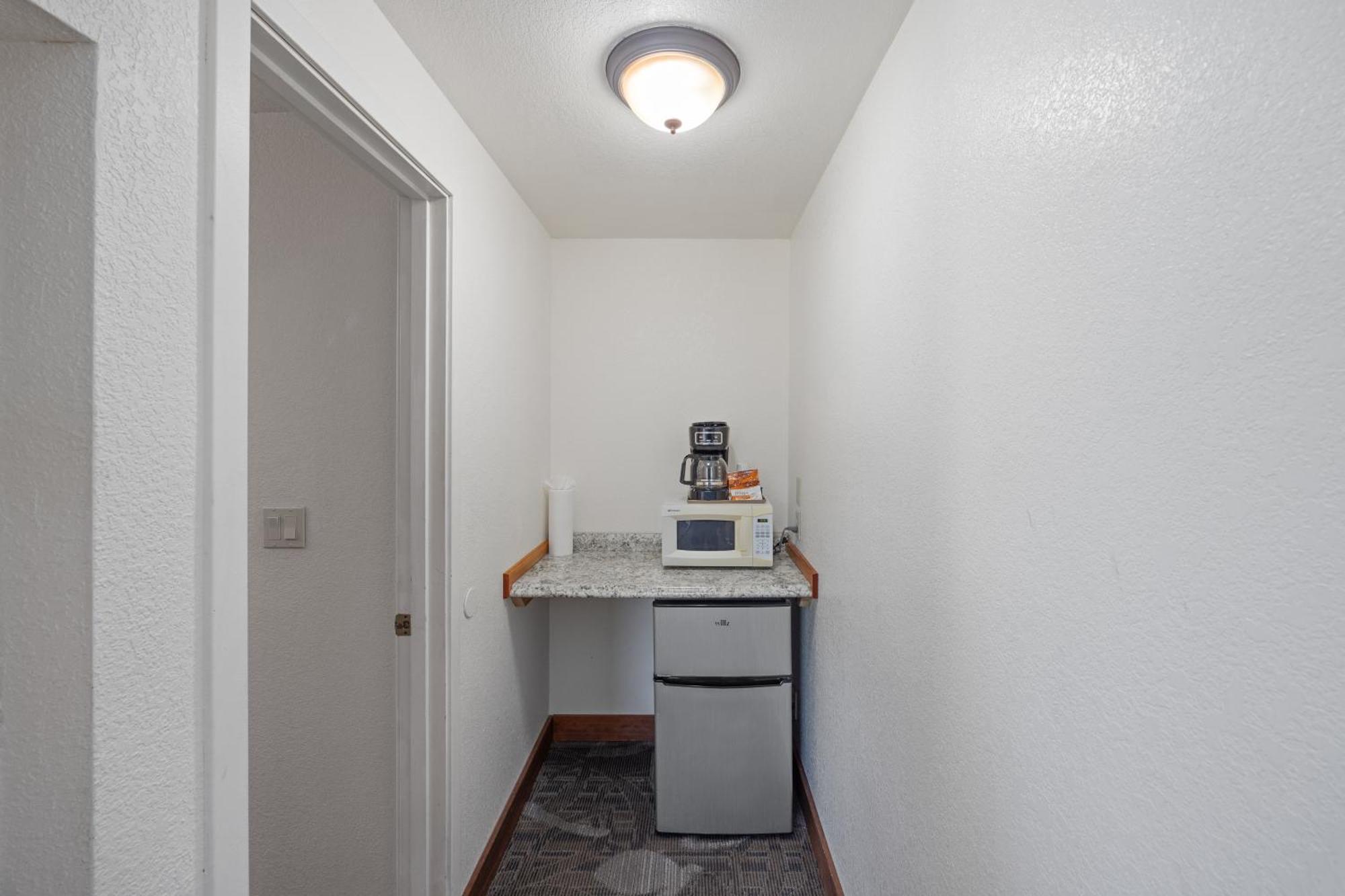 Standard Room NonView Non-pet