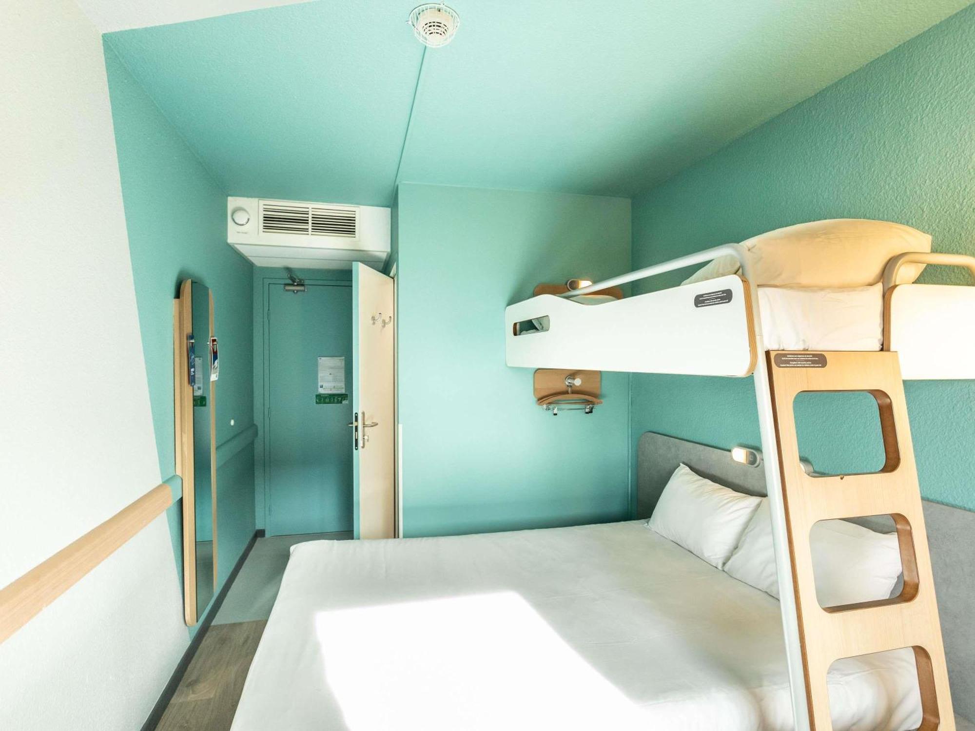 Triple Room One Double Bed One Bunk Bed