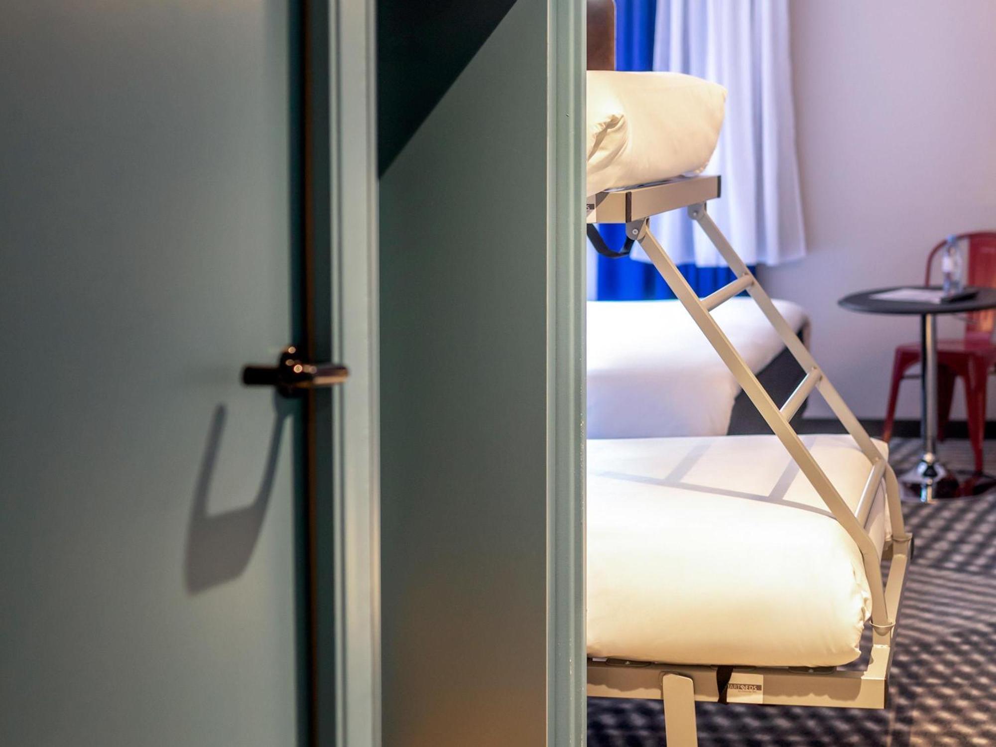 Chambre Standard avec Lit Double et Lits Jumeaux