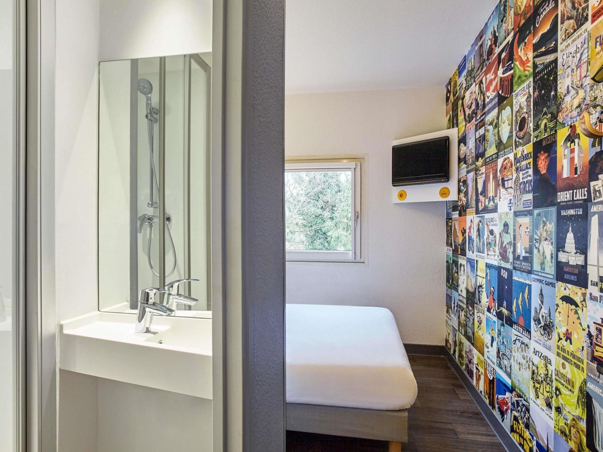 Cabrio room private bathroom 2 travele rs