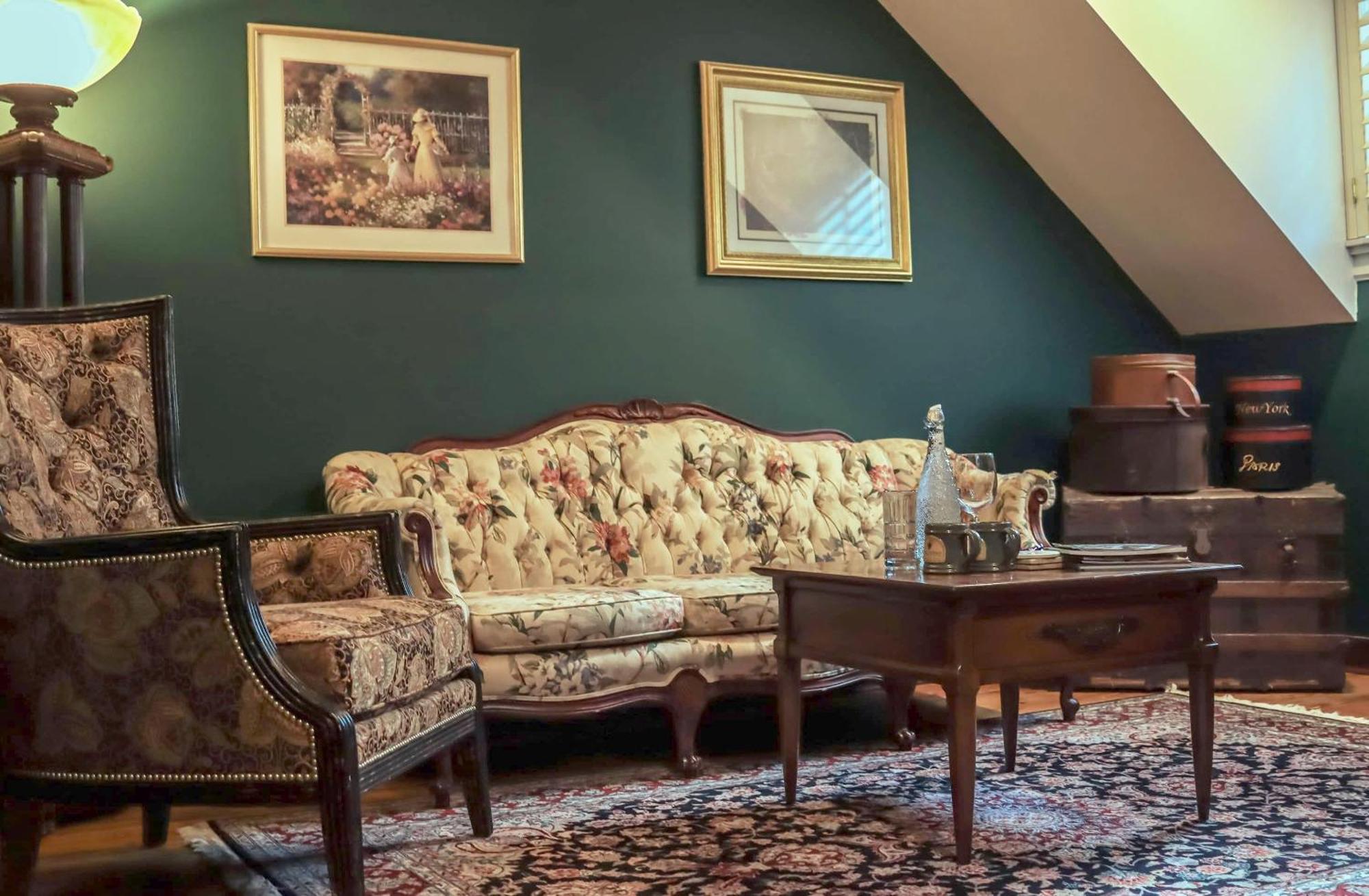 Engadine Suite Adults Only No Pets