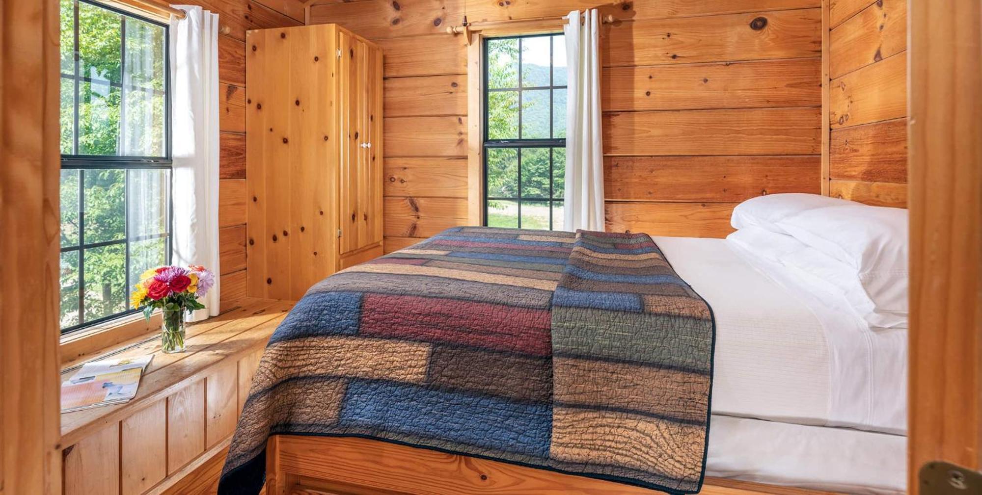 Smoky Mountains Cabin Family Friendly Pet Friendly No