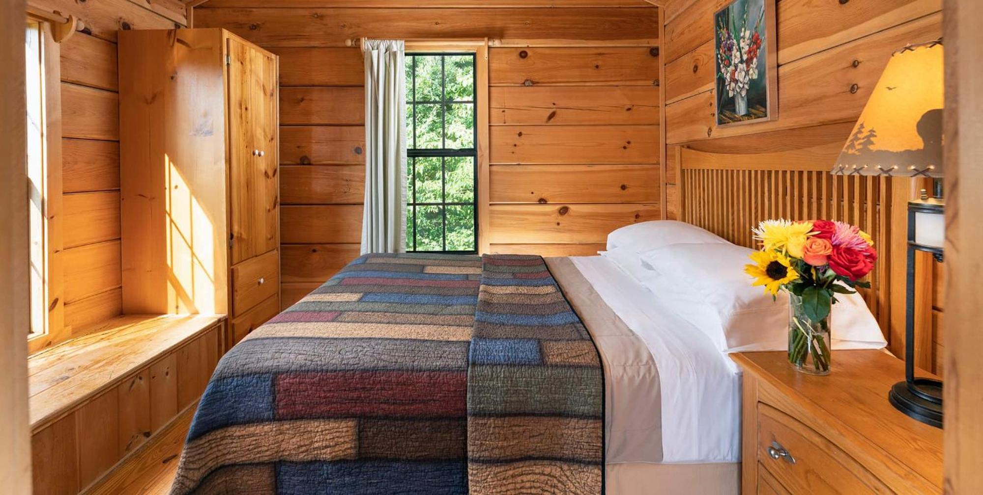 Looking Glass Mountain Cabin Family Friendly Pet Friendly No