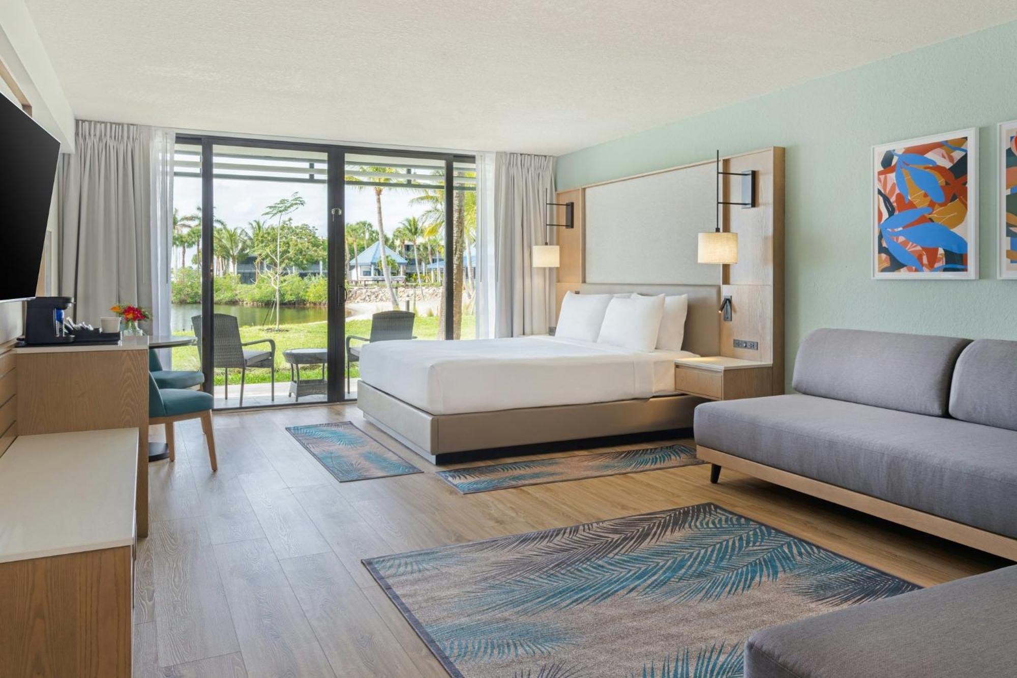 Standard King Room Garden View