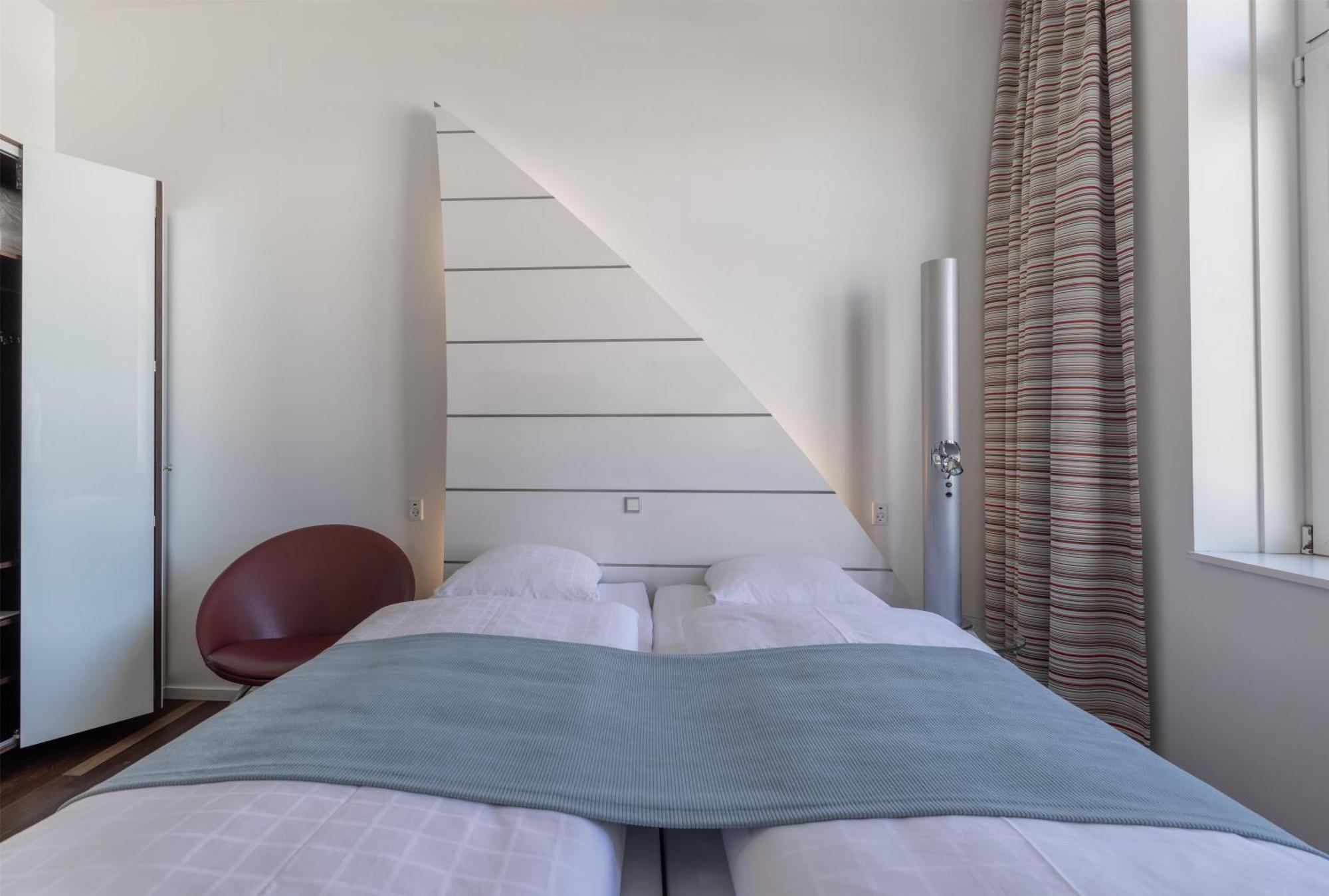Twin Room 2 single beds