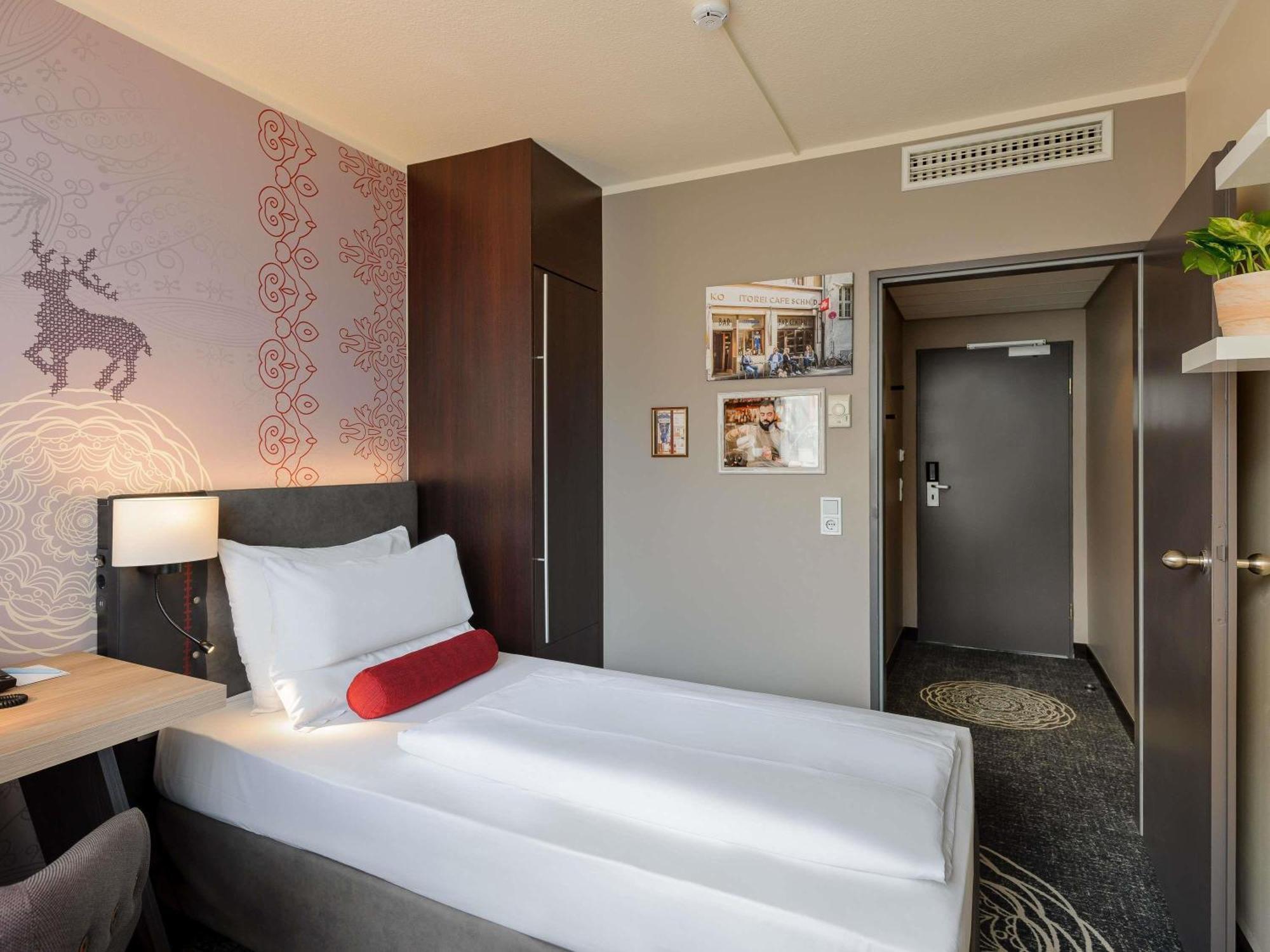 Standard Single Room