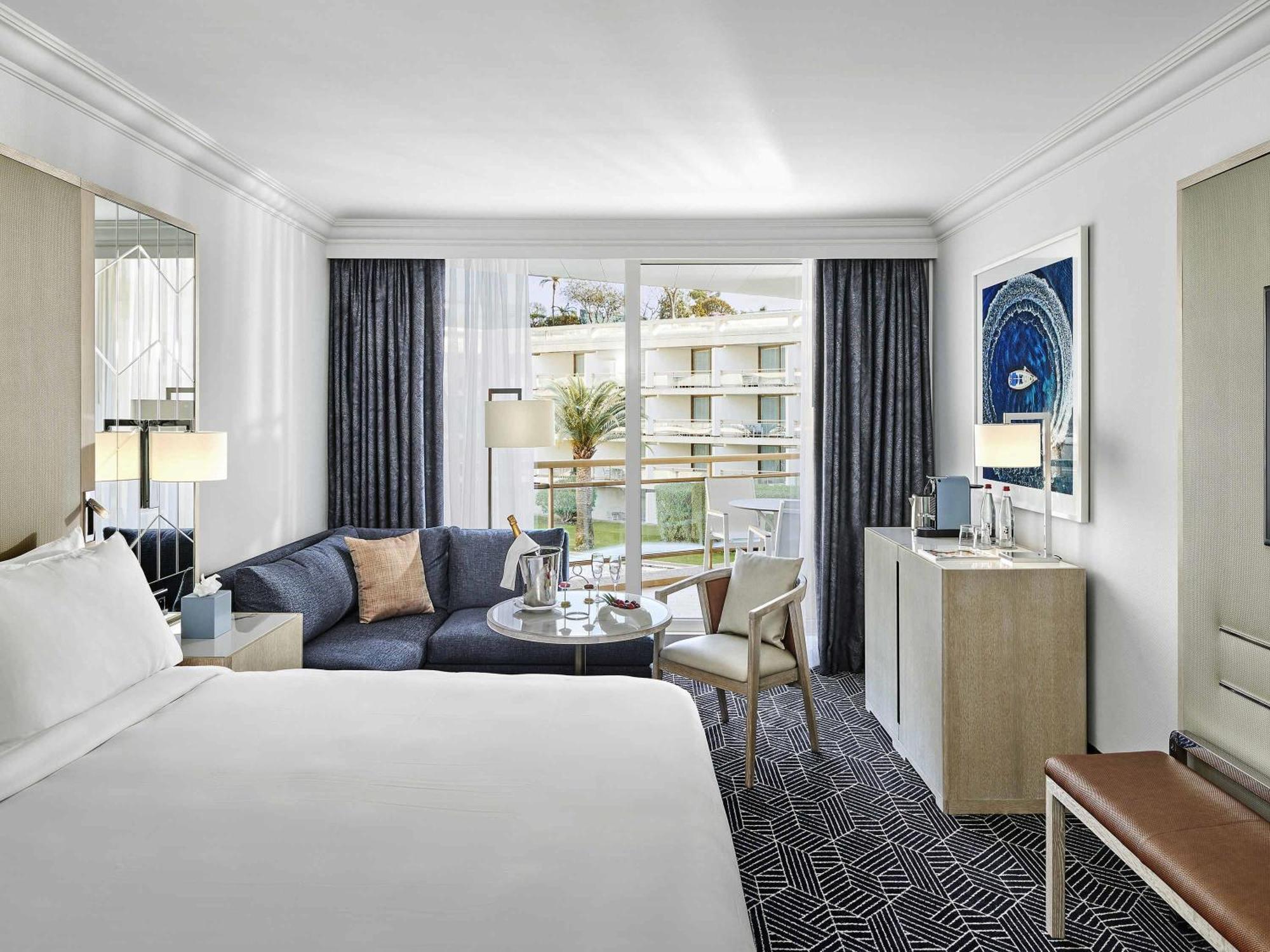 Quarto Fairmont com 1 Cama King-size e Vista do Jardim