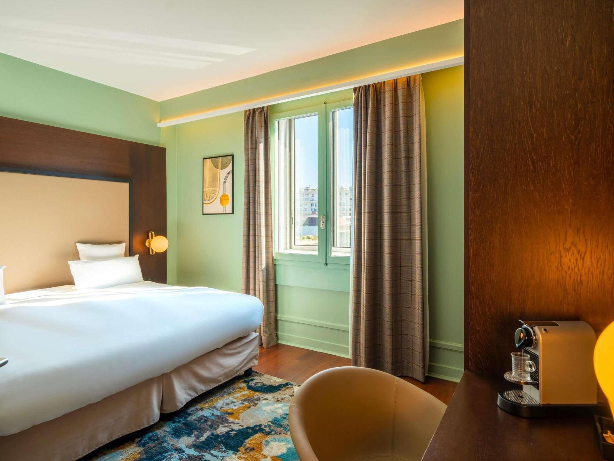Superior Double Room Lake Side
