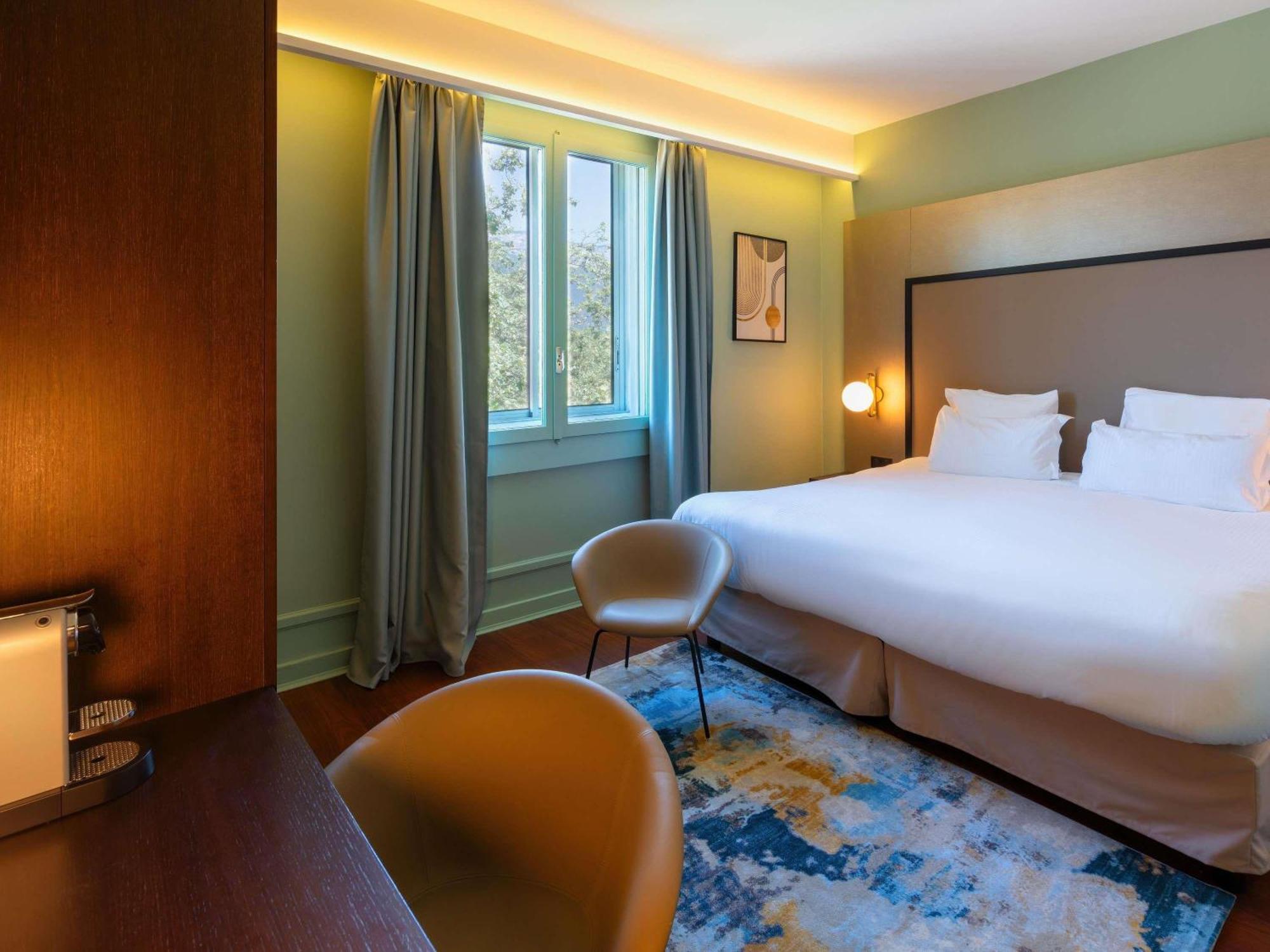 Superior Double Room Lake Side