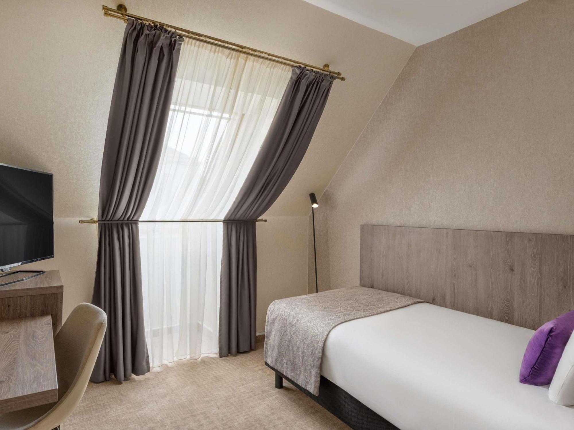 Superior Single Room