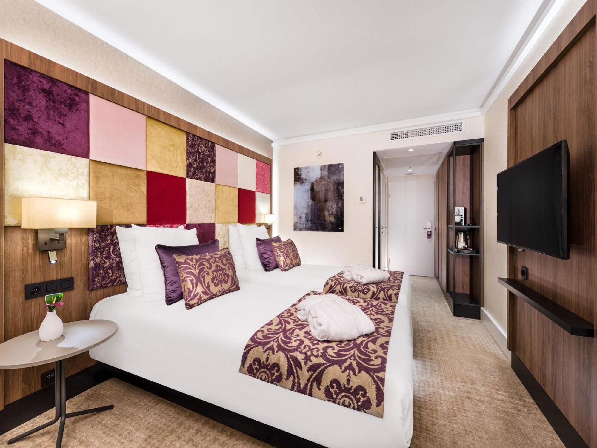 Privilege Twin Room