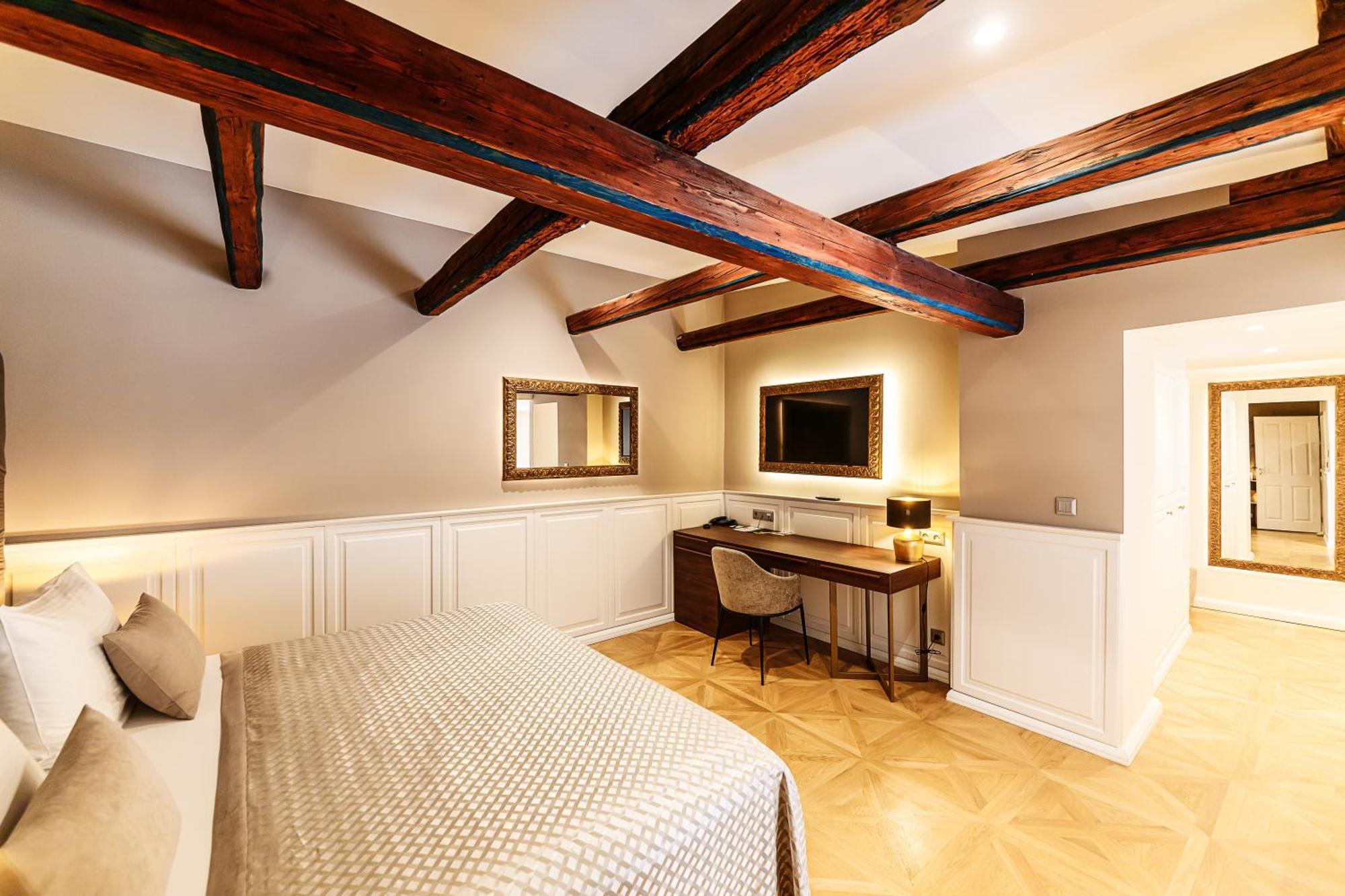 Duplex Suite