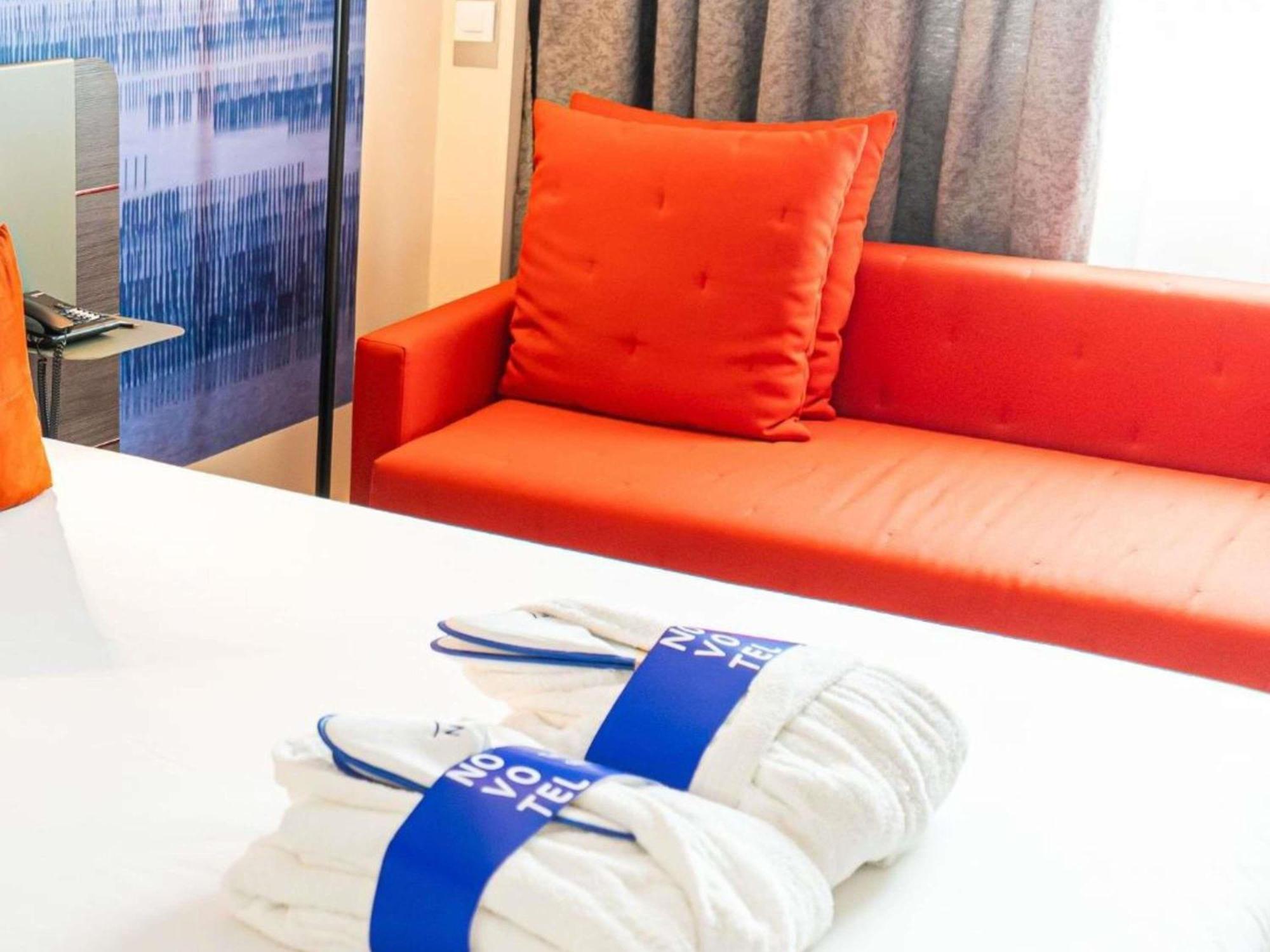 Executive Double Room Sofa
