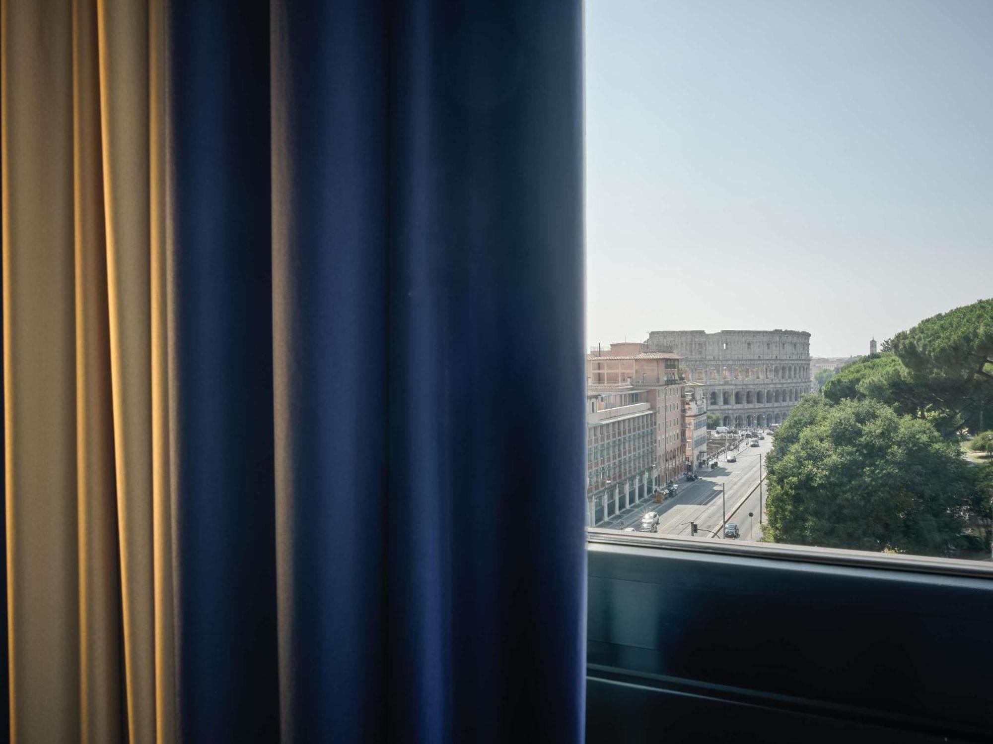 Superior Double Room views of the Coliseum