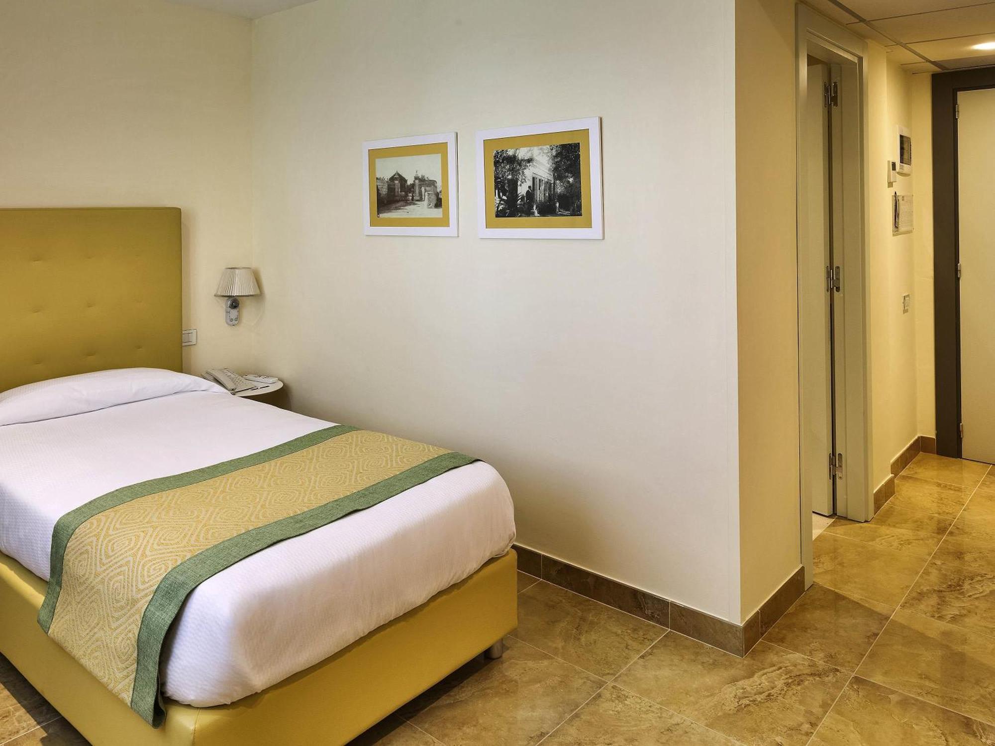 Single Room
