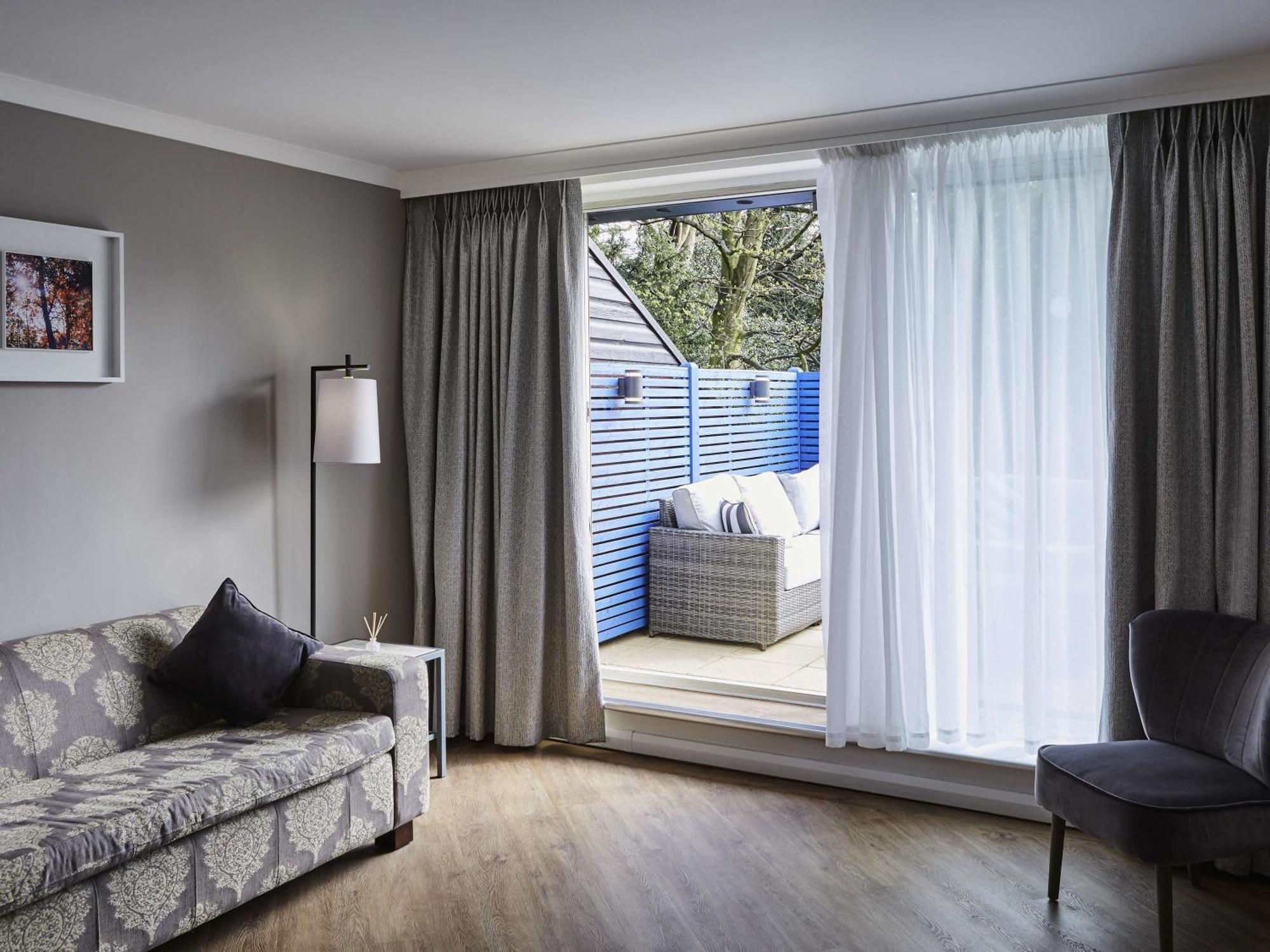Superior King Suite