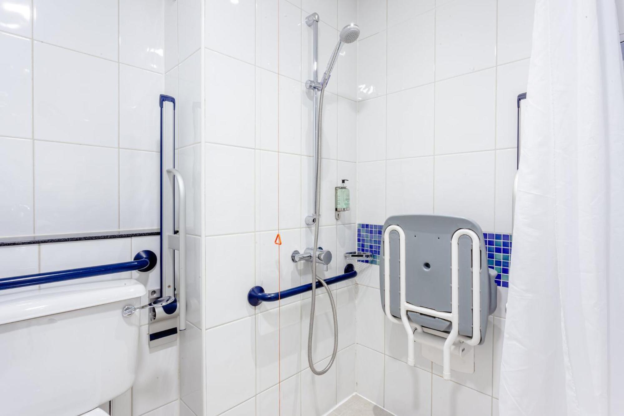 Standard Double Room Hot Accessible