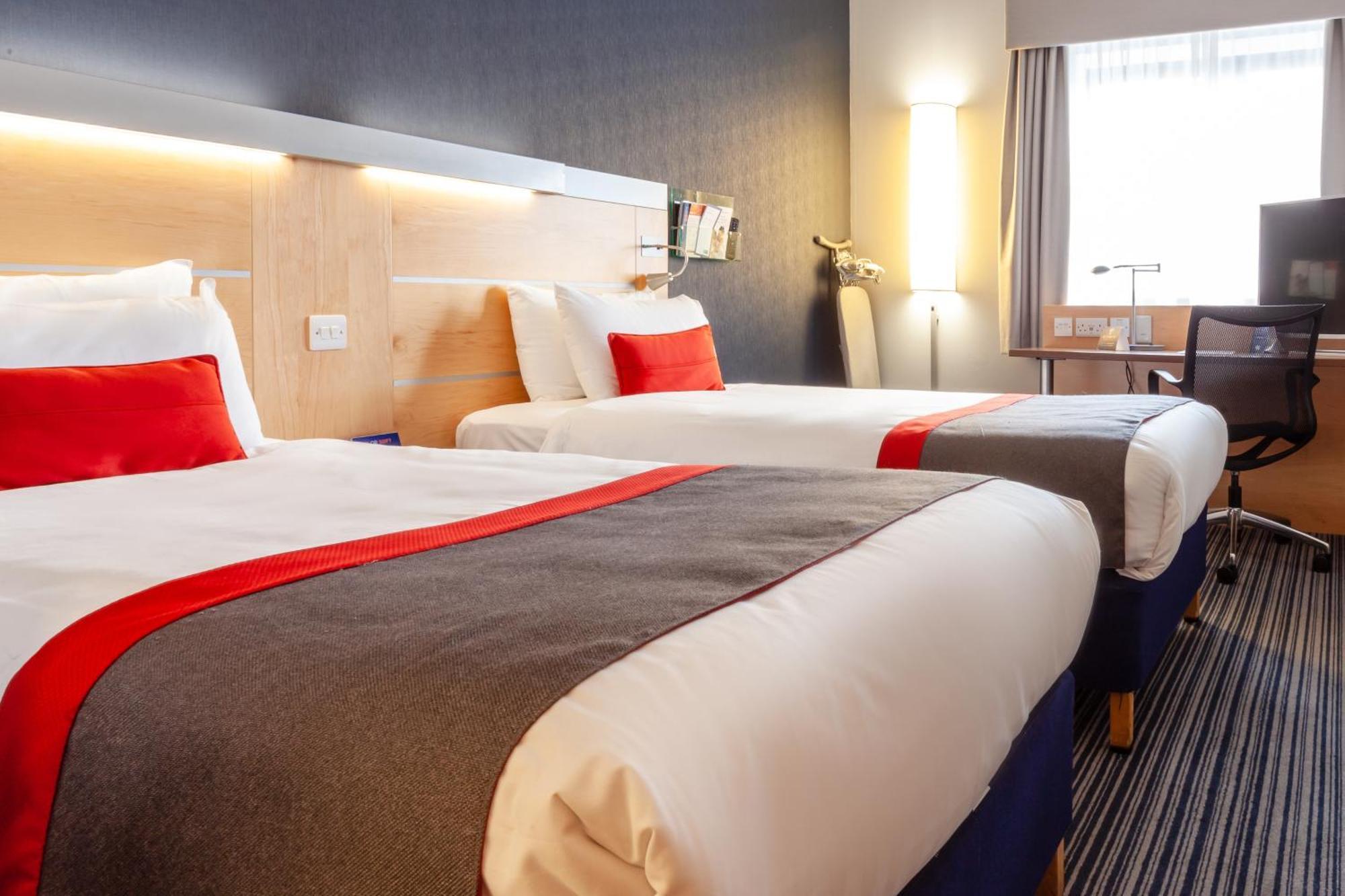 Standard Twin Room Hot