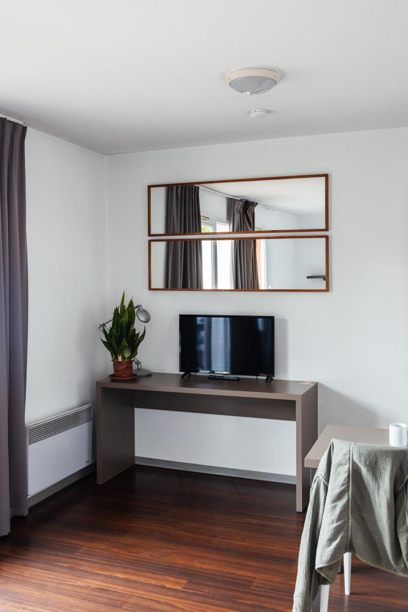 Suite Double Bed