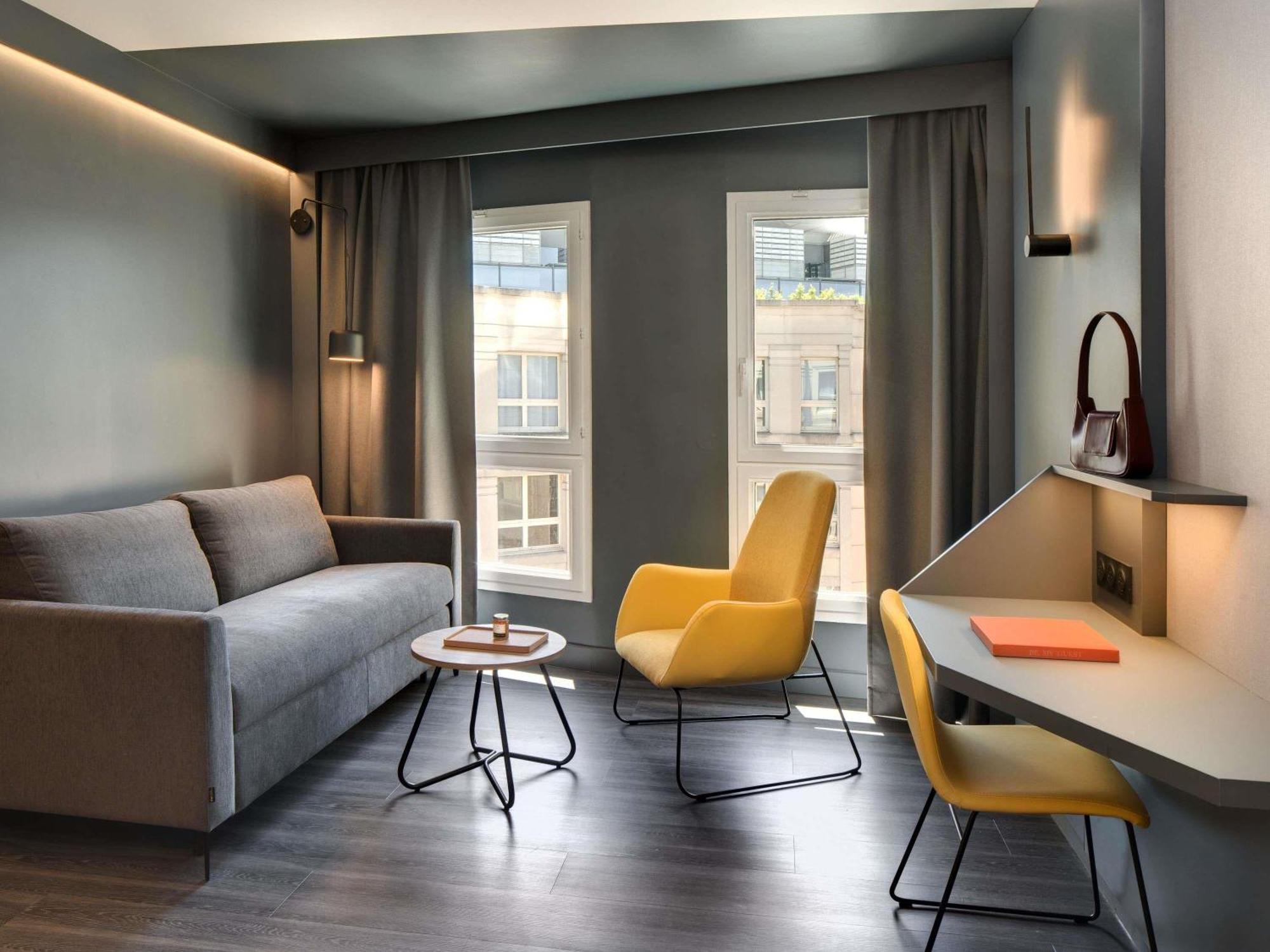 Privilege Room No Smoking 1 double bed sofa