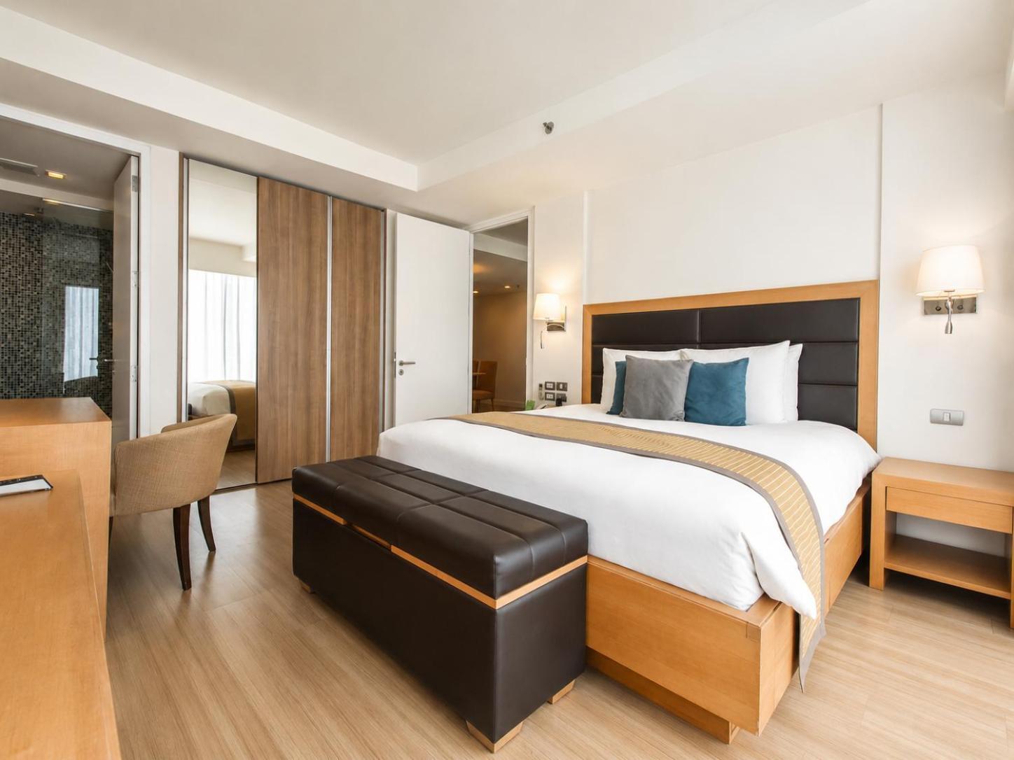 One-Bedroom Suite