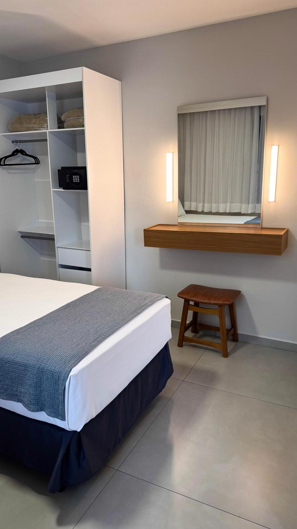Executive Room two single beds