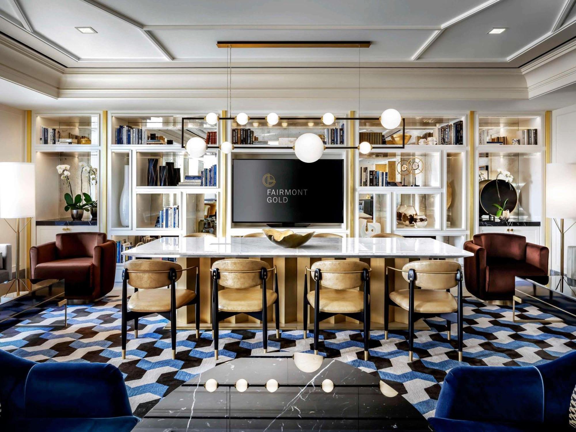 Fairmont Gold King Room