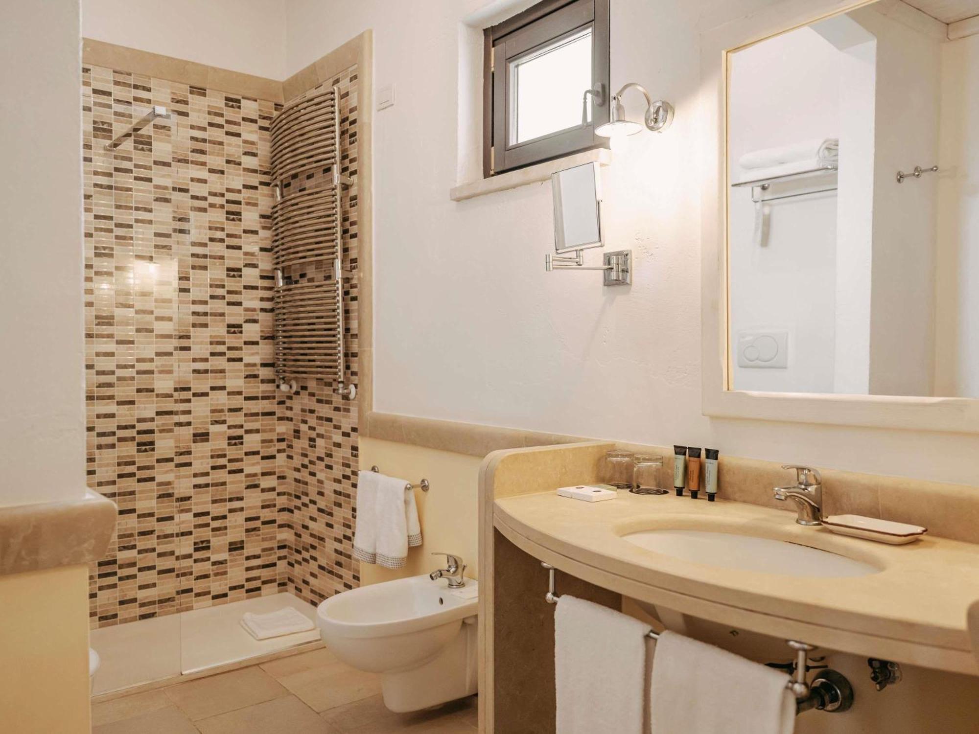 Queen or Twin Suite