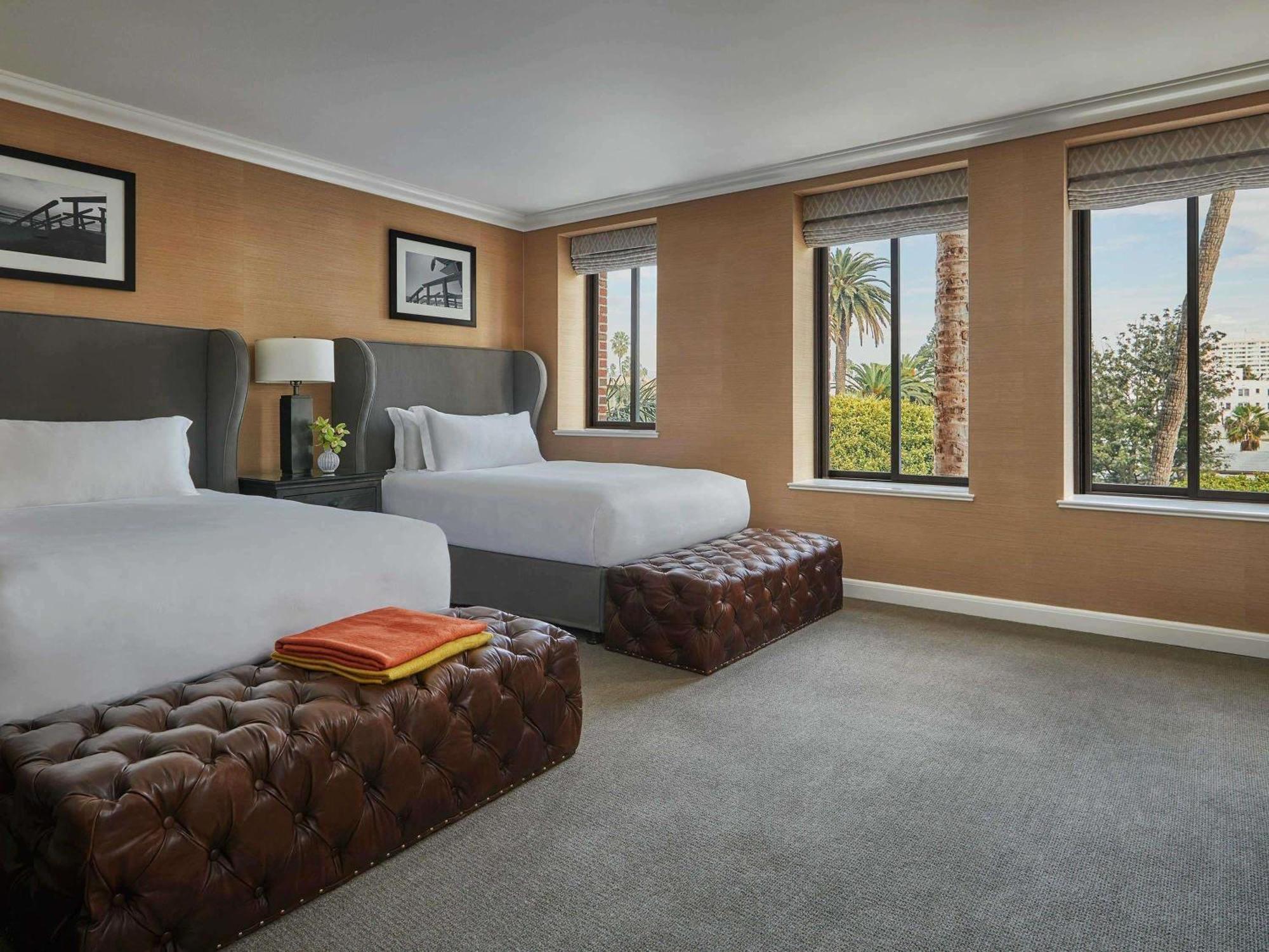 Fairmont Room 2 Double Beds