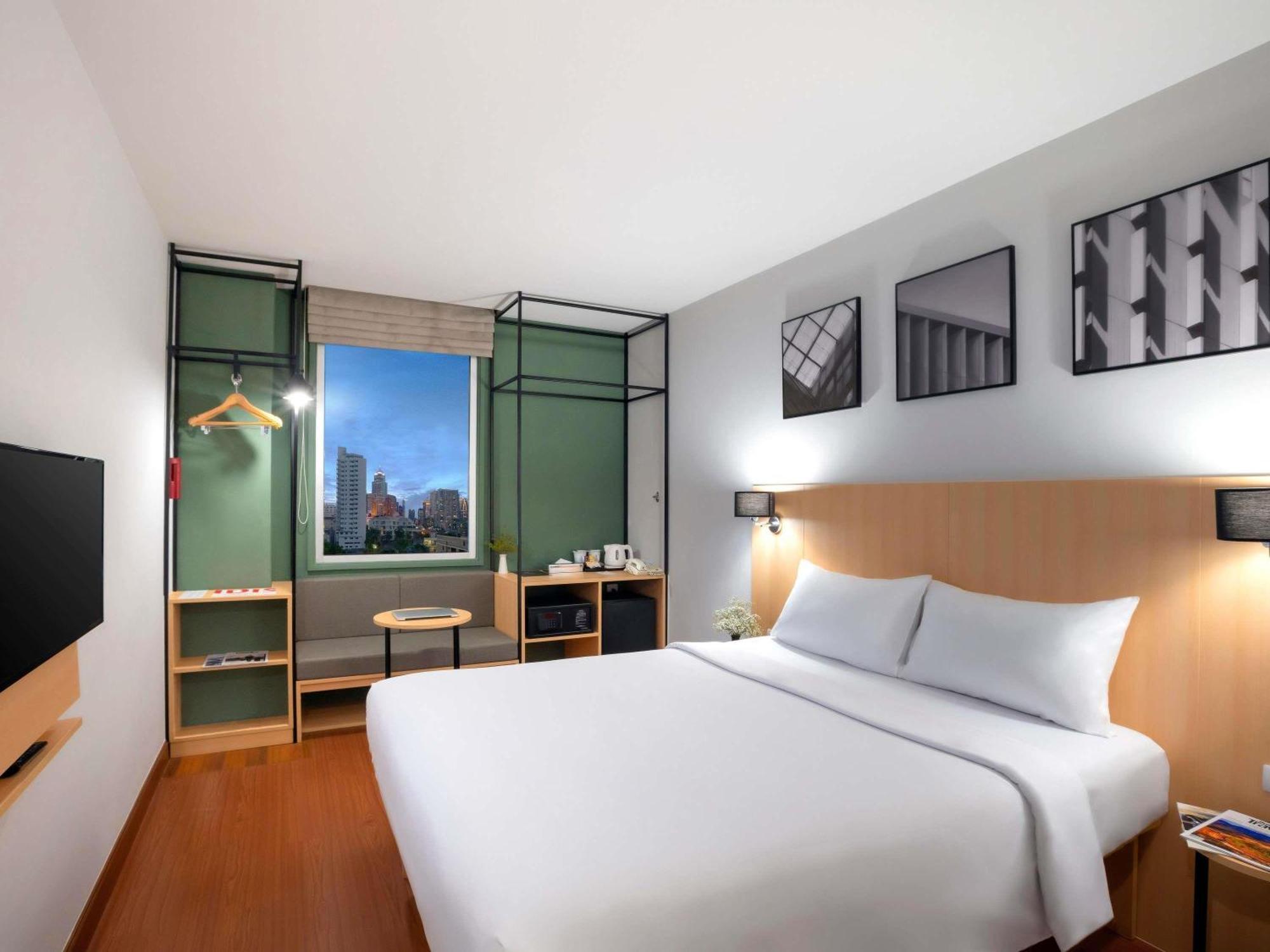 Superior Queen Room