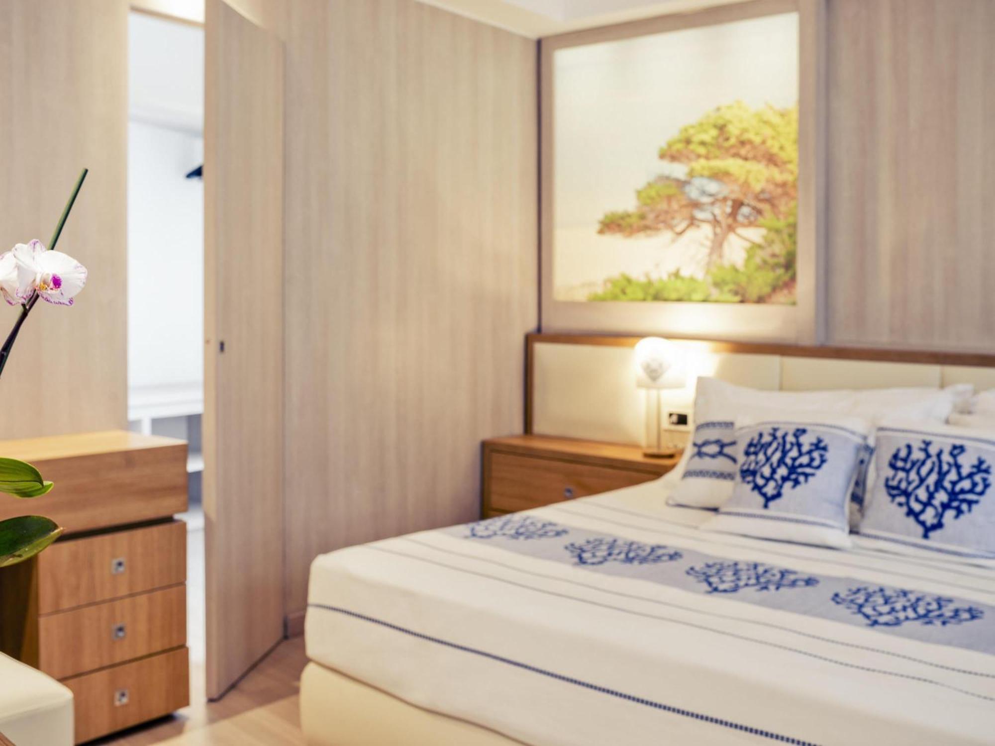Standard Family Suite 2 Connecting Rooms