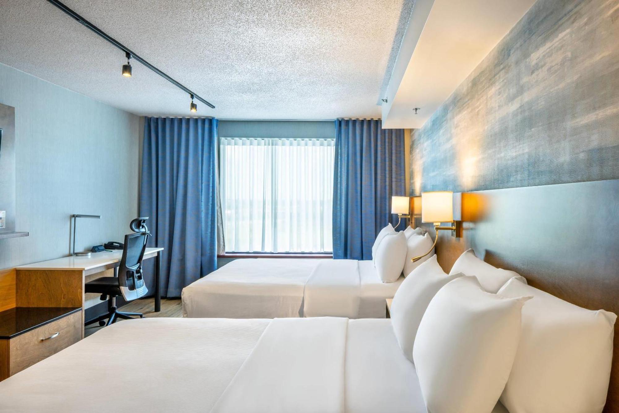 Queen Room Two Queen Beds