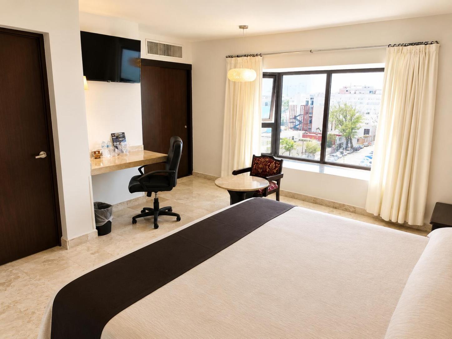 Superior King Room
