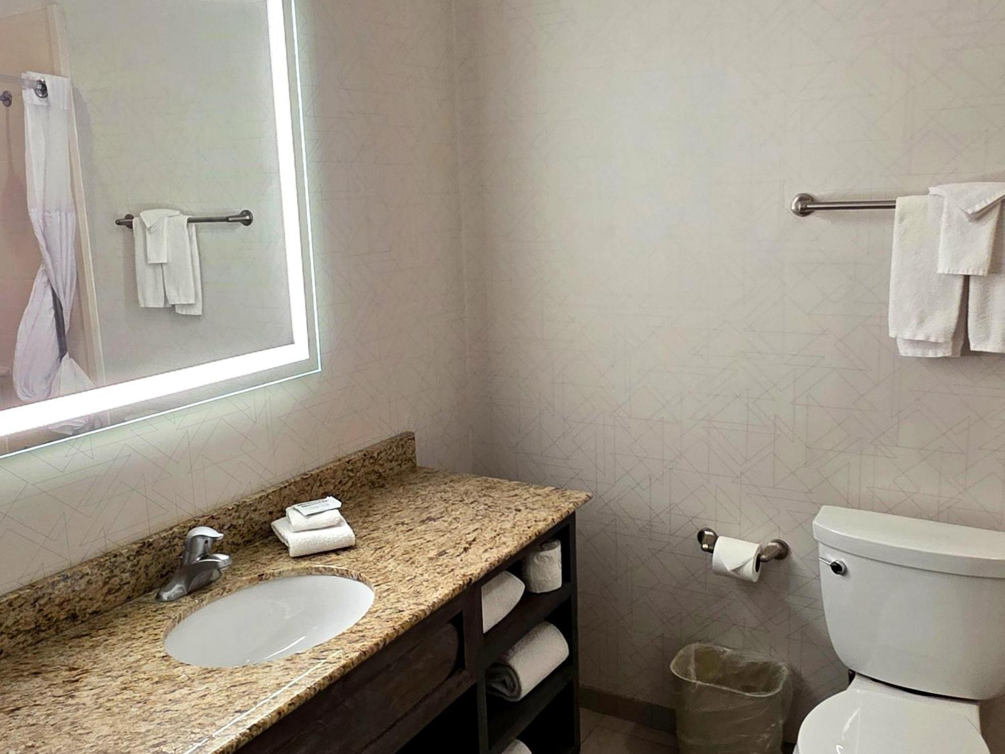Standard King Room