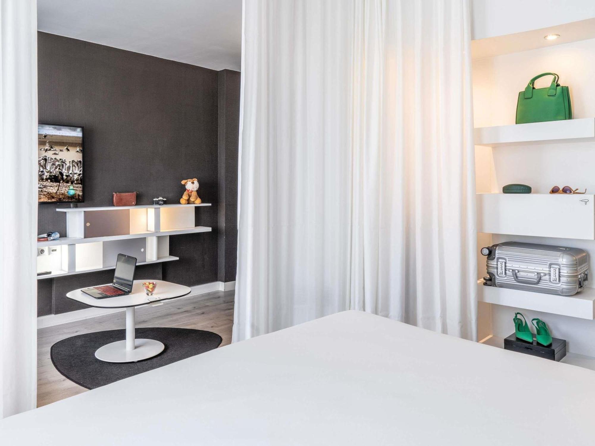 Suite Room