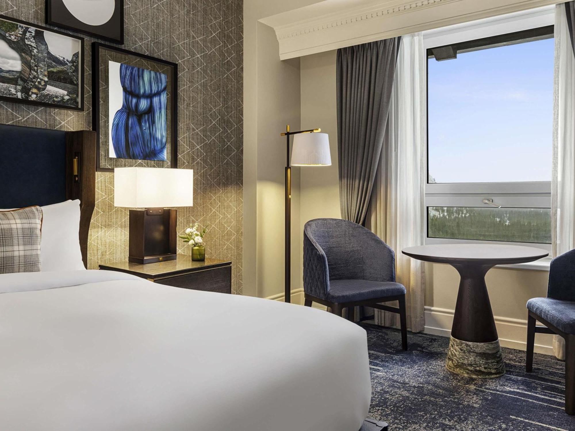 Fairmont View 1 Queen bed