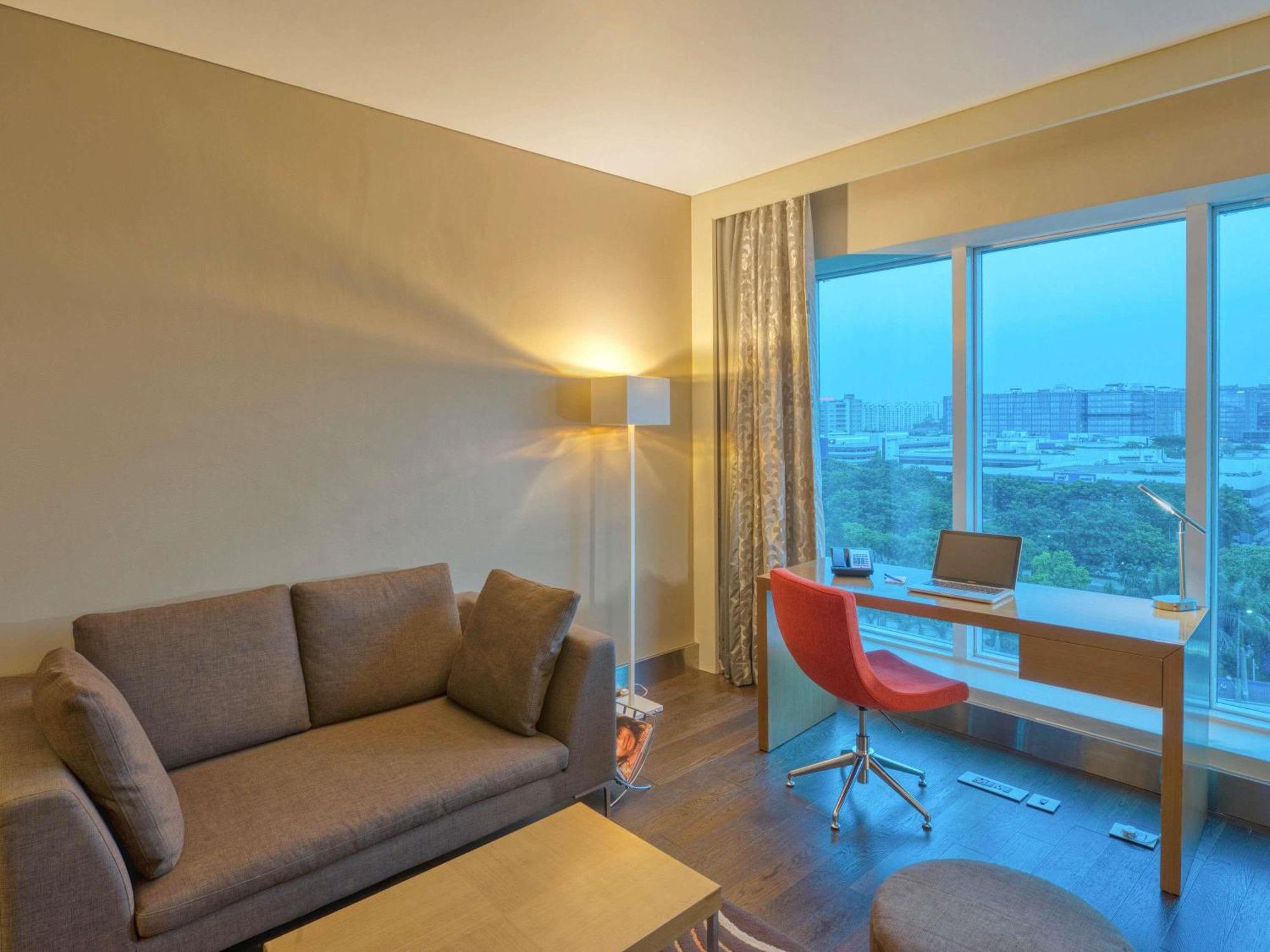Executive King Suite
